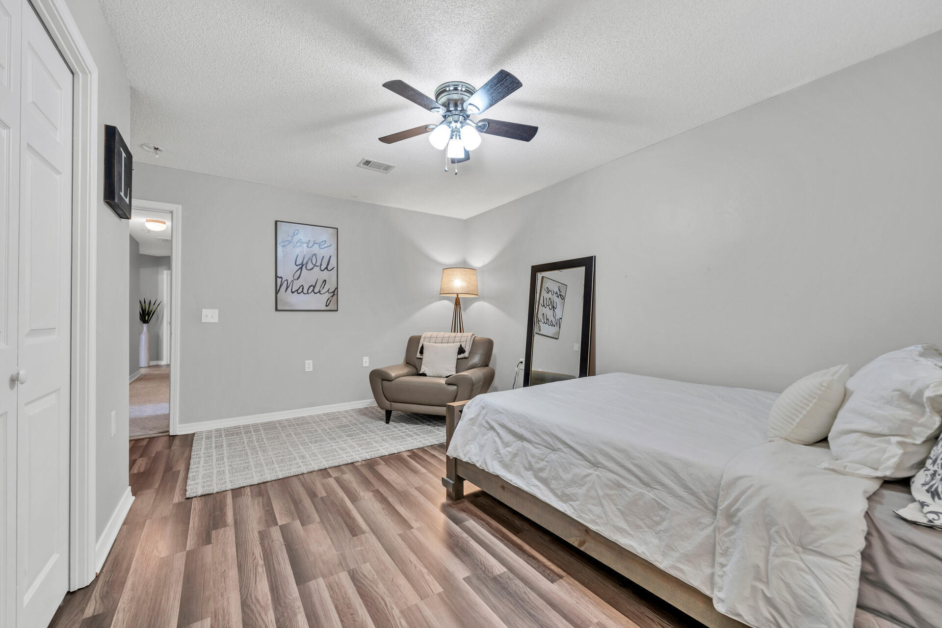 LIGHTHOUSE POINTE - Residential