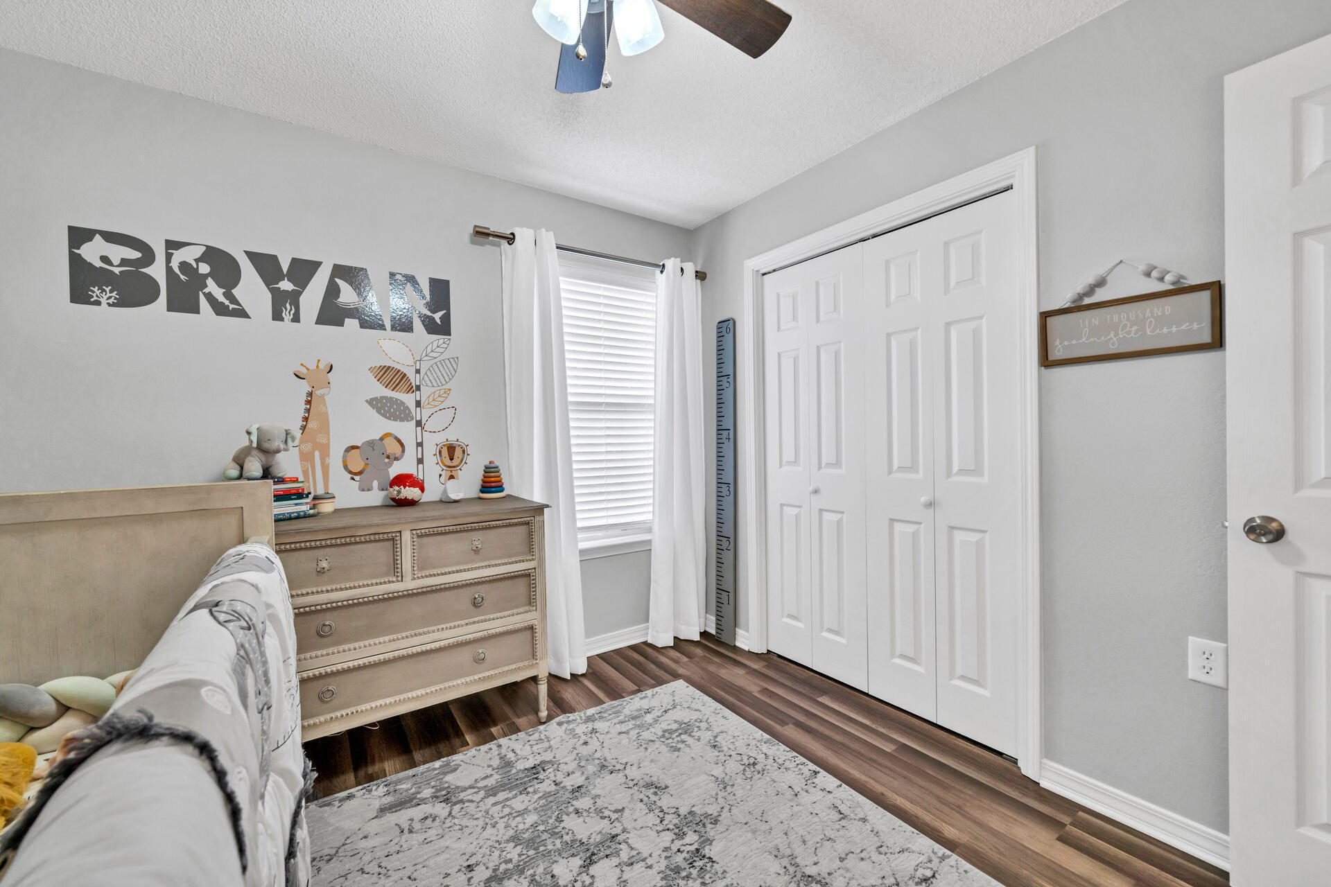 LIGHTHOUSE POINTE - Residential