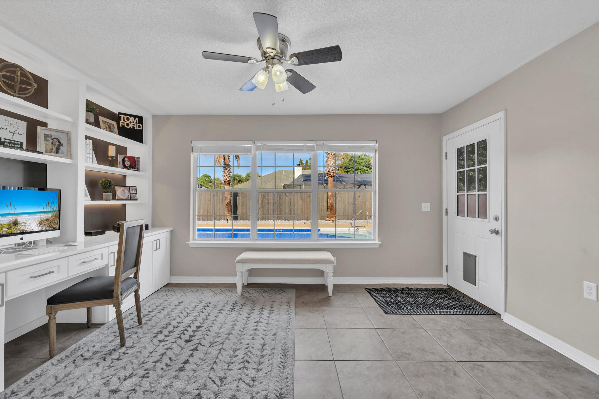 LIGHTHOUSE POINTE - Residential