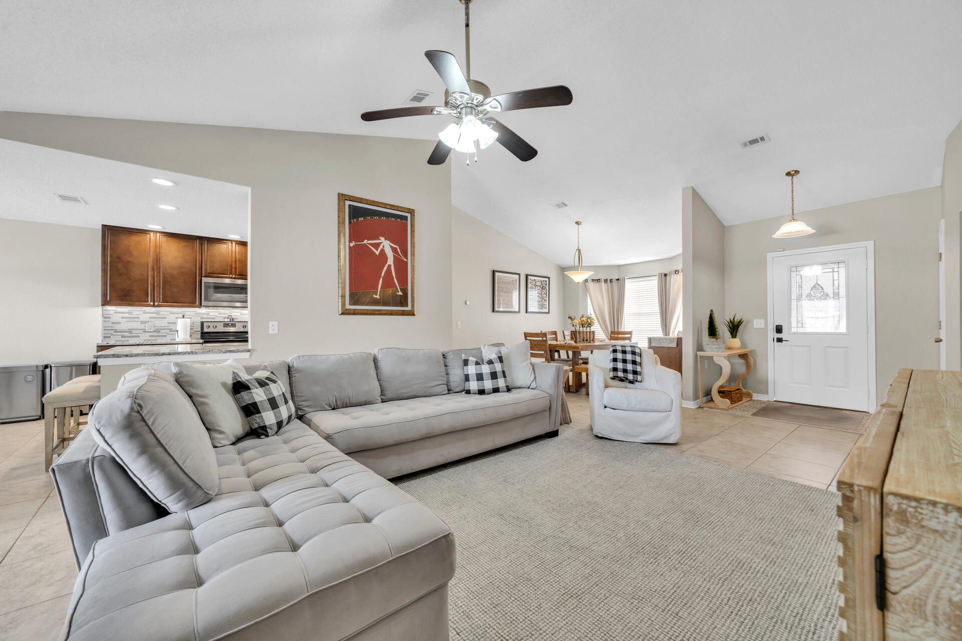 LIGHTHOUSE POINTE - Residential