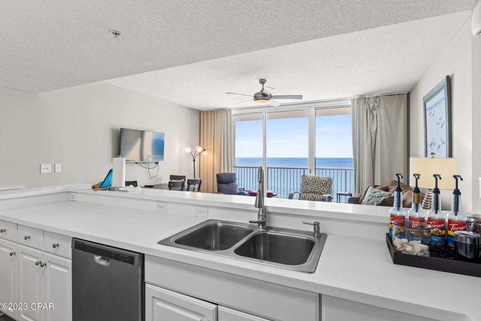 Majestic Beach Tower I - Residential