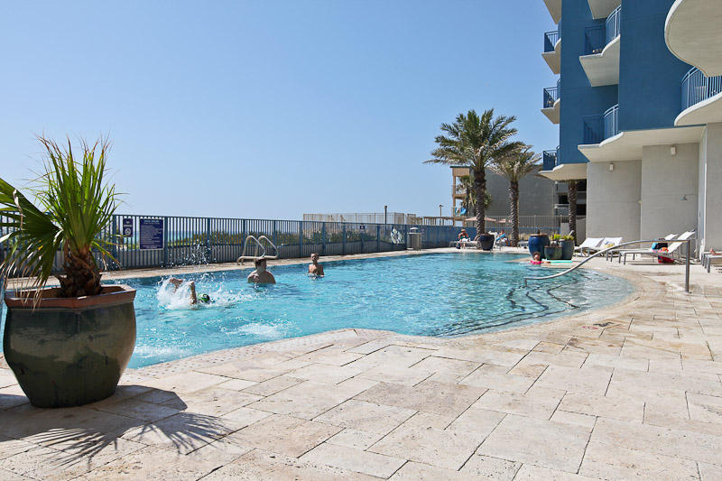 Sterling Breeze - Residential