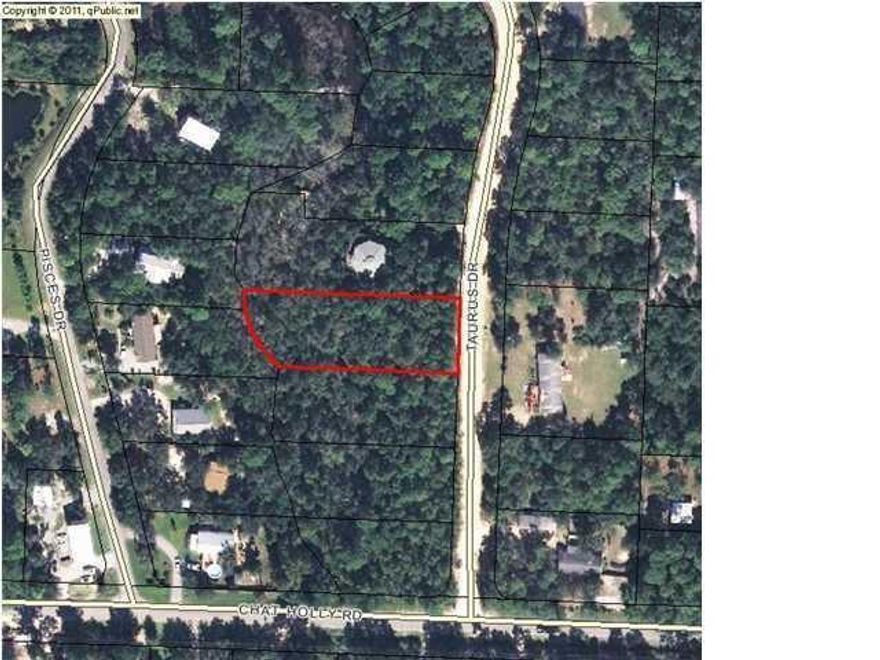 ESTATE SALE---PRICED TO BE VERY AFFORDABLE!!LARGE LOT WITH CREEK ON BACK OF LOT. EXCELLENT BUILDING LOCATION WITH SERENE NATURAL SETTING. CLOSE TO SACRED HEART HOSPITAL, BEACHES, SHOPPING & SCHOOLS.