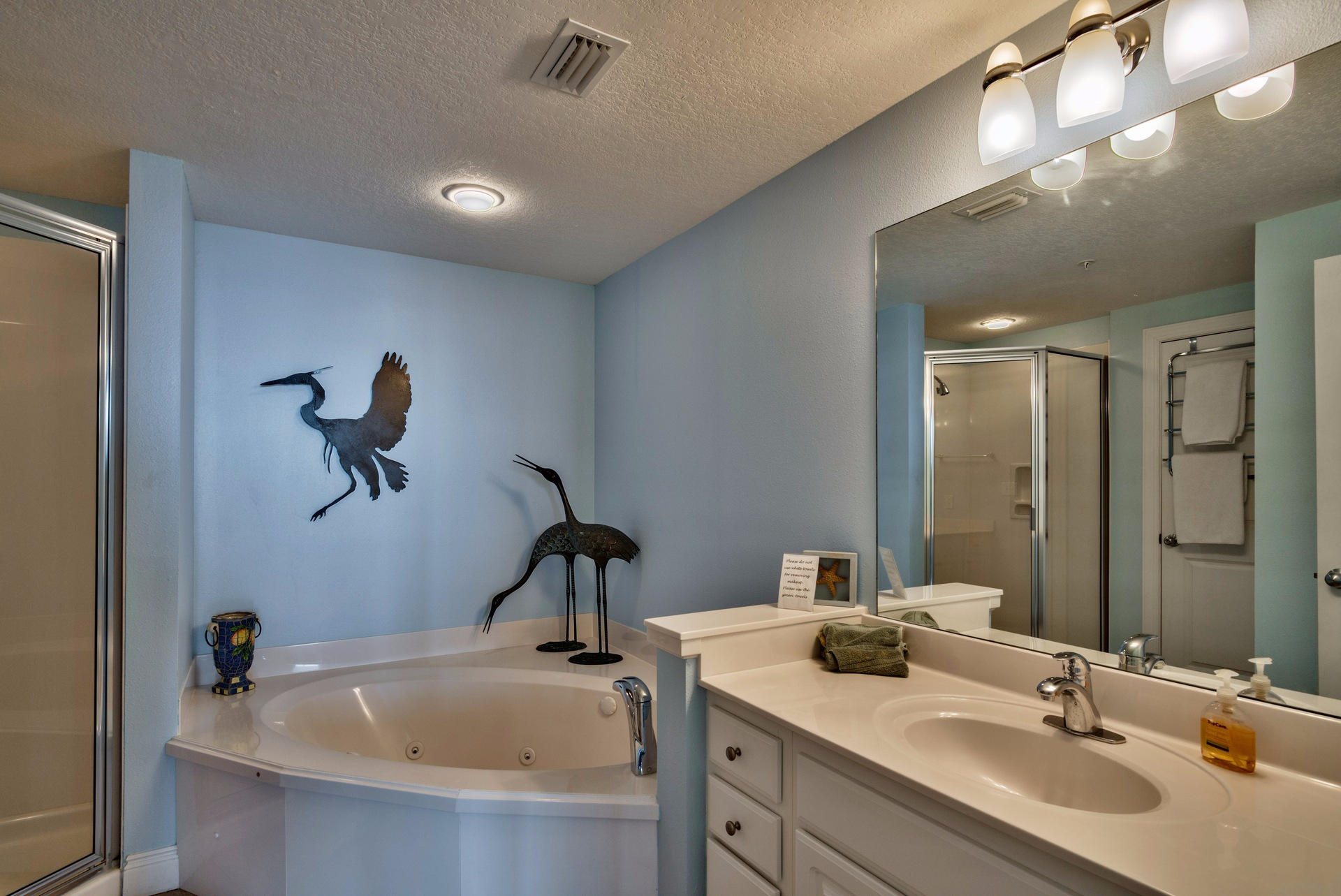 PALAZZO CONDOMINIUMS - Residential