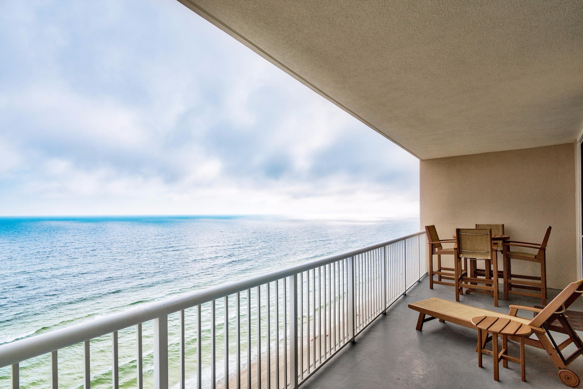 PALAZZO CONDOMINIUMS - Residential