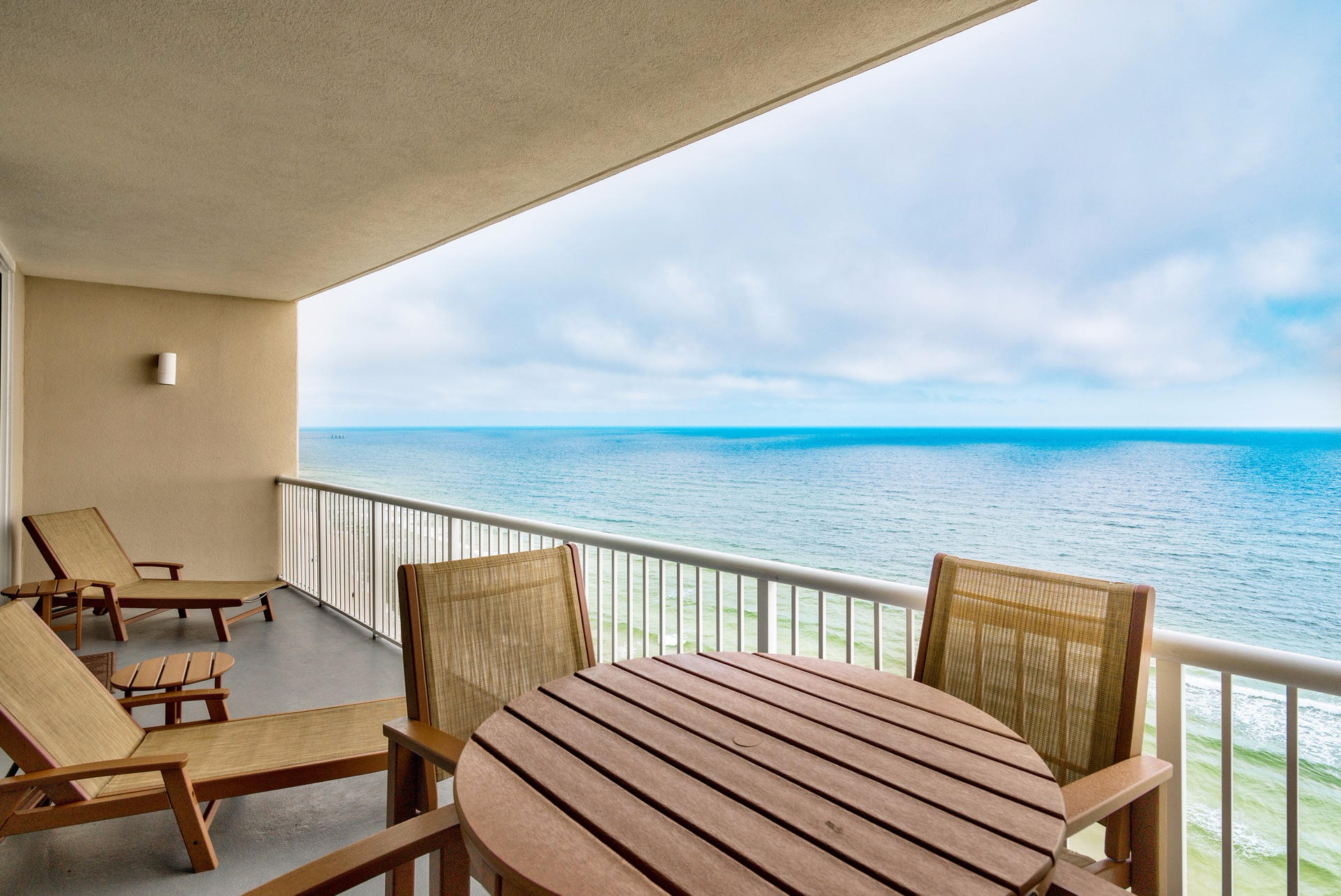 PALAZZO CONDOMINIUMS - Residential