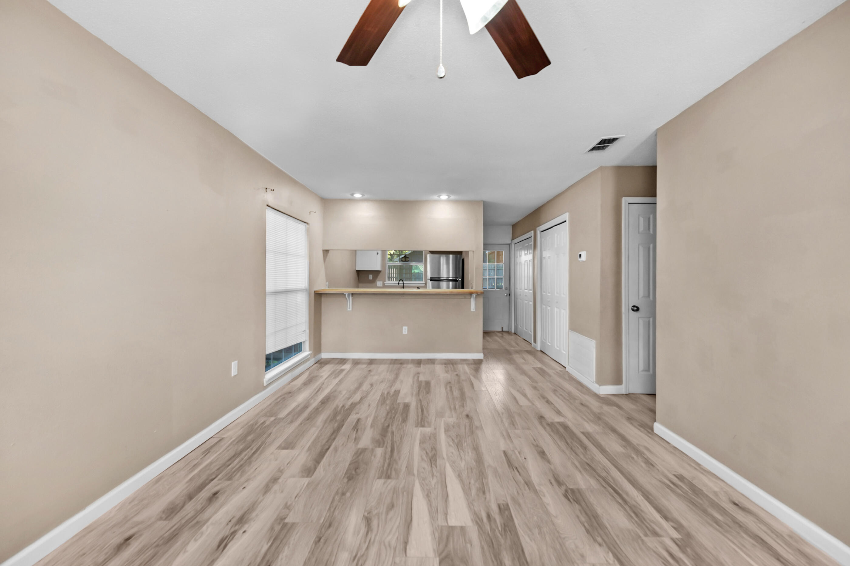 SUNSET STRIP - Residential