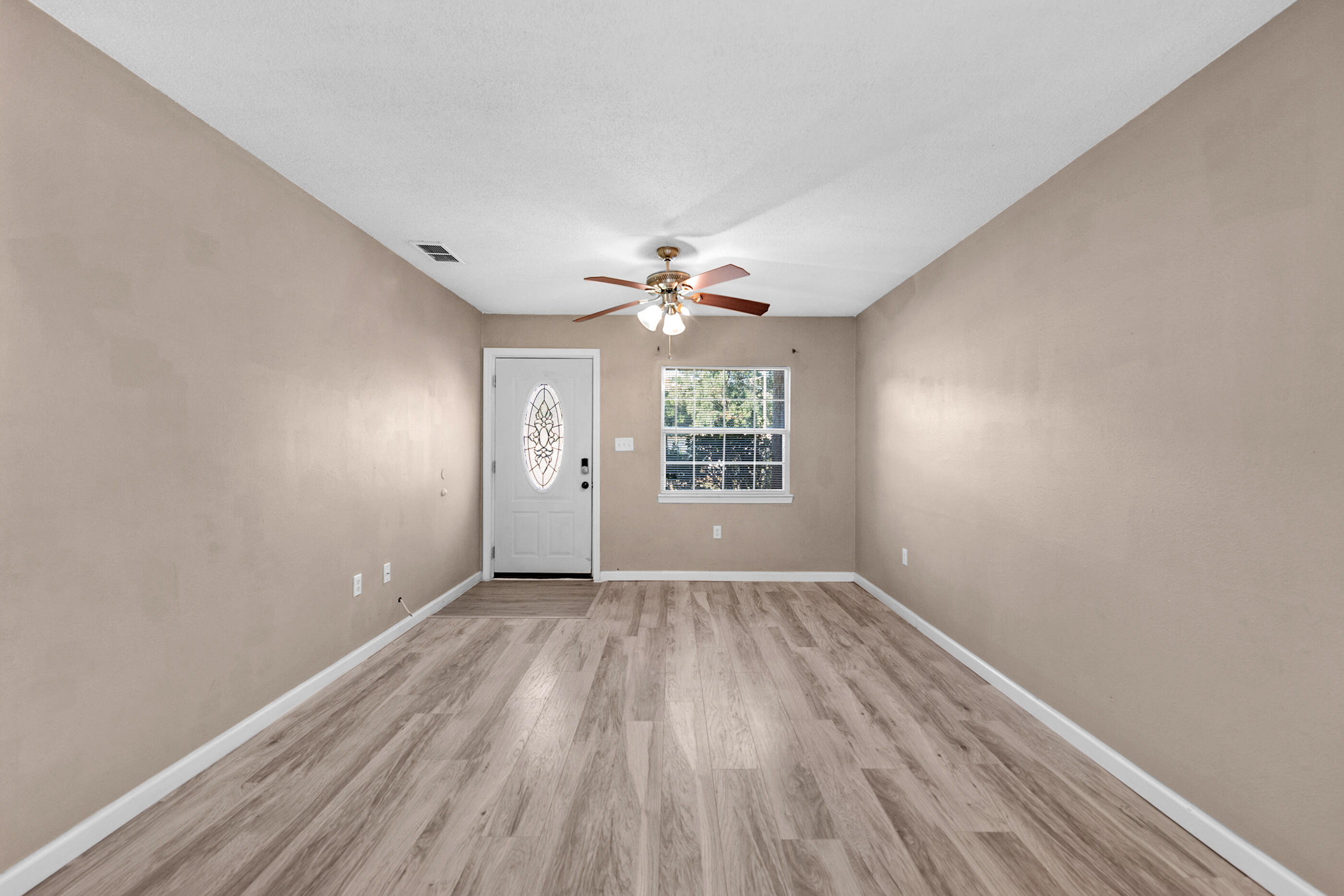 SUNSET STRIP - Residential