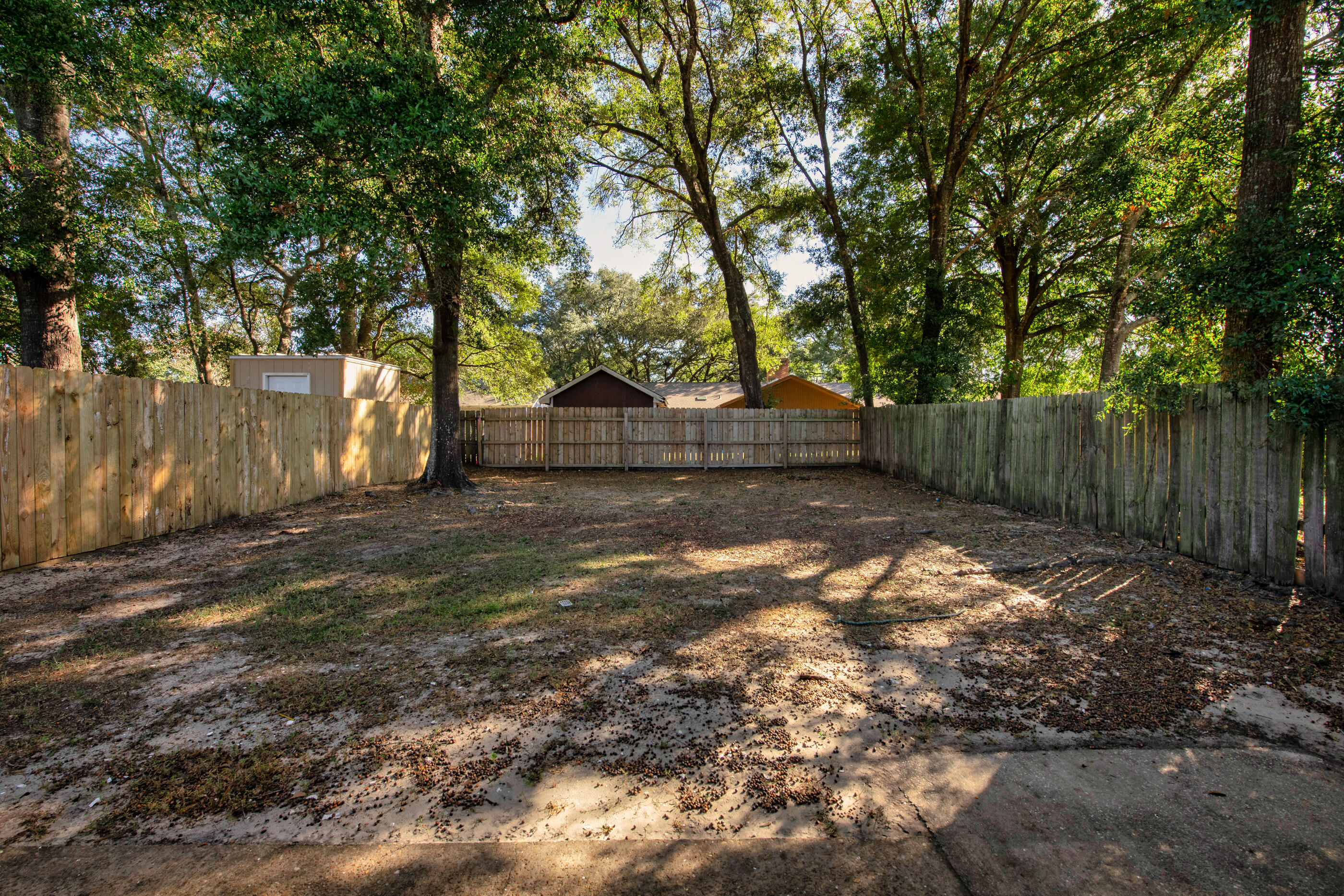 SUNSET STRIP - Residential