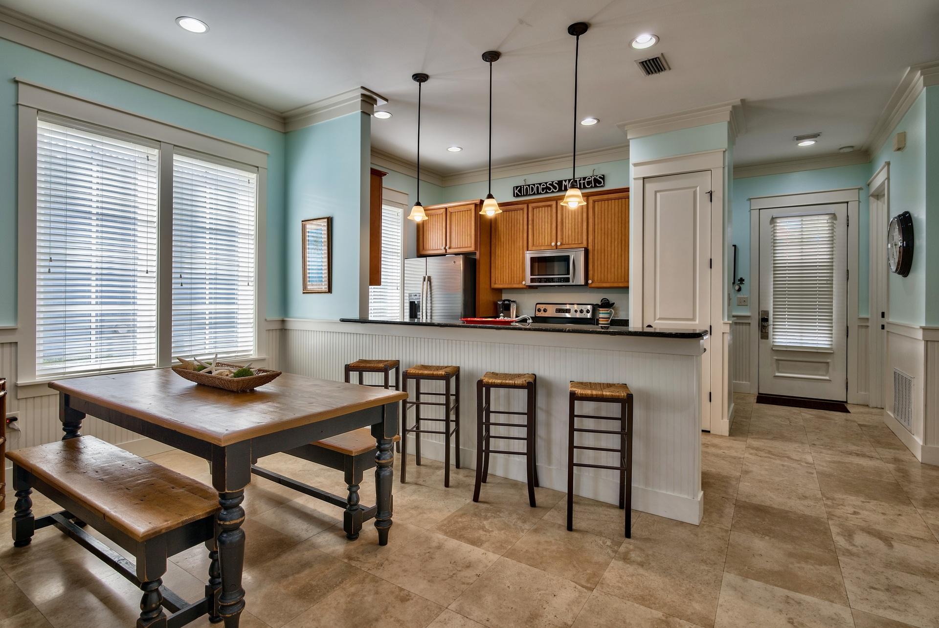 BUNGALOS AT SANDESTIN - Residential