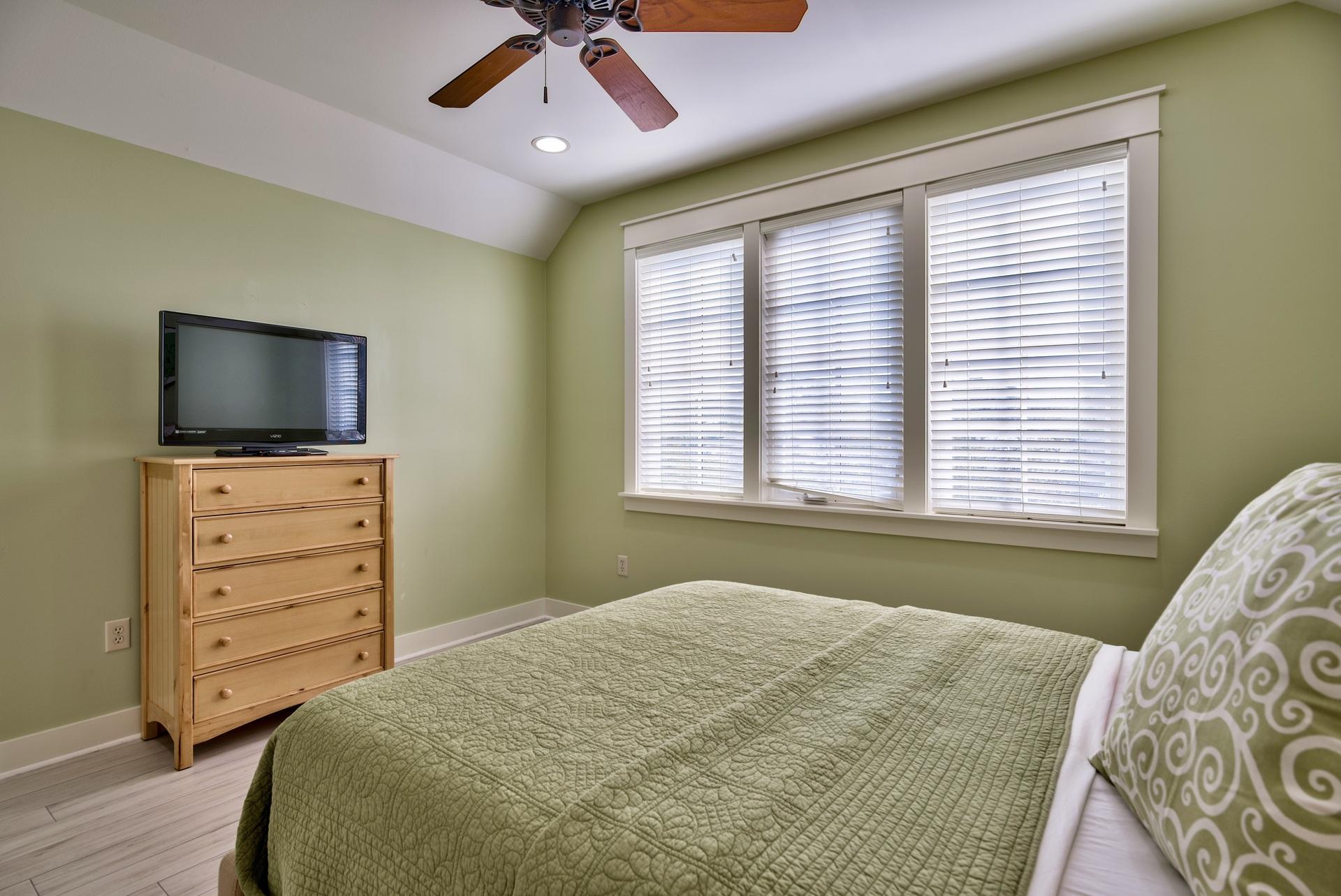 BUNGALOS AT SANDESTIN - Residential