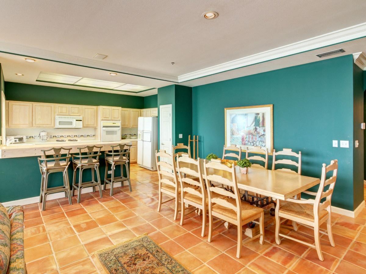 HIDDEN DUNES GRAND VILLAS - Residential