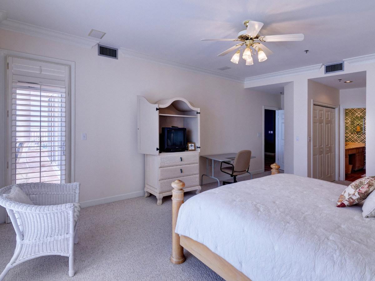 HIDDEN DUNES GRAND VILLAS - Residential