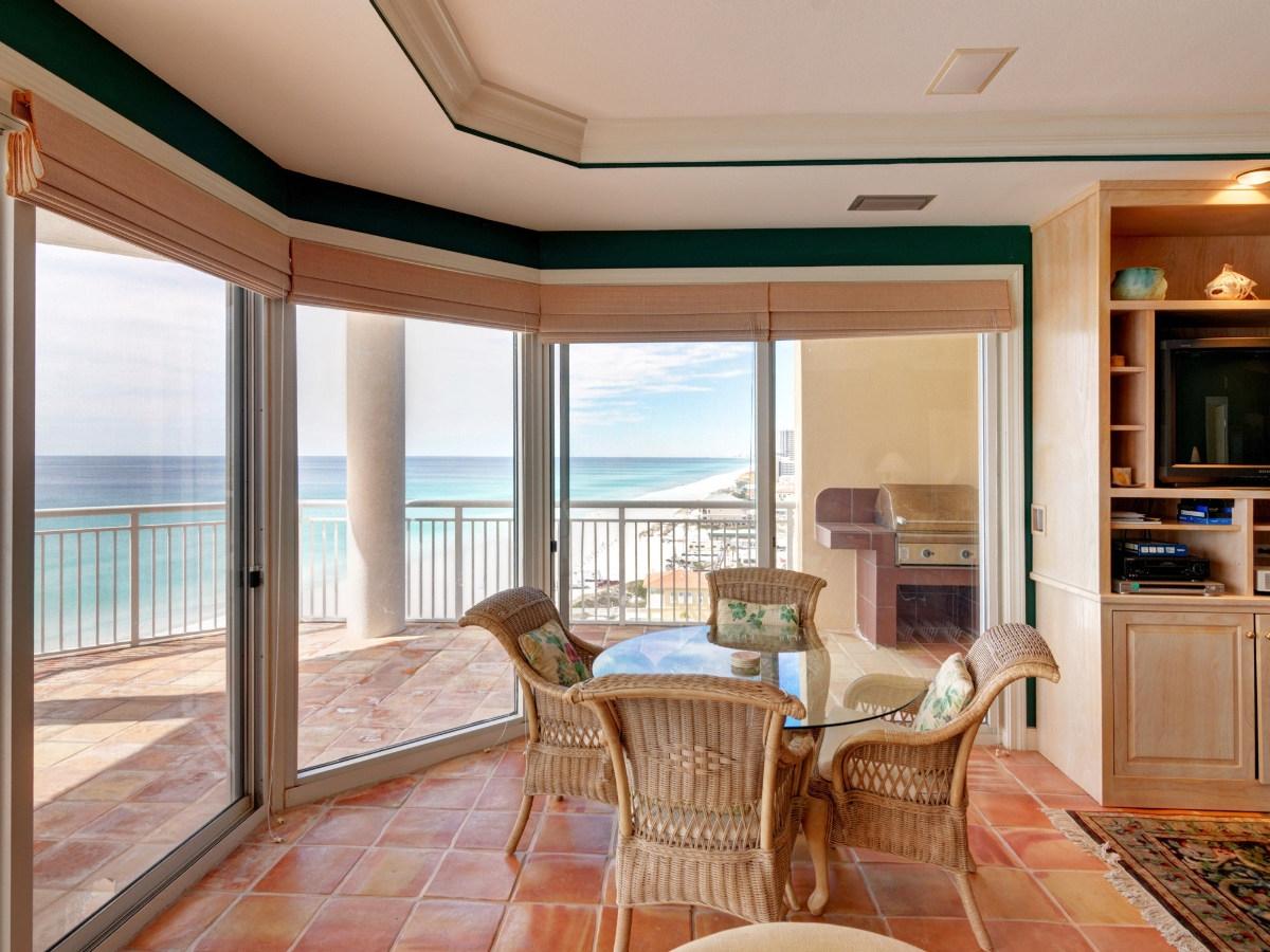 HIDDEN DUNES GRAND VILLAS - Residential