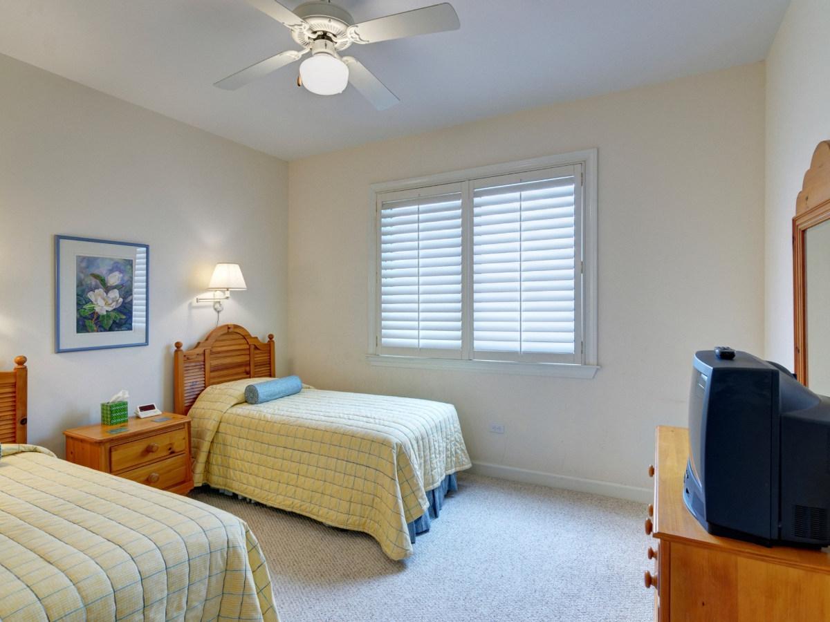 HIDDEN DUNES GRAND VILLAS - Residential