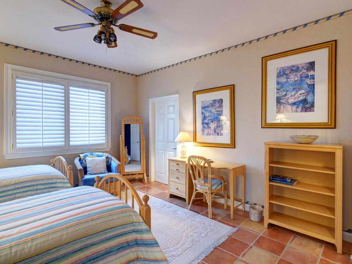 HIDDEN DUNES GRAND VILLAS - Residential