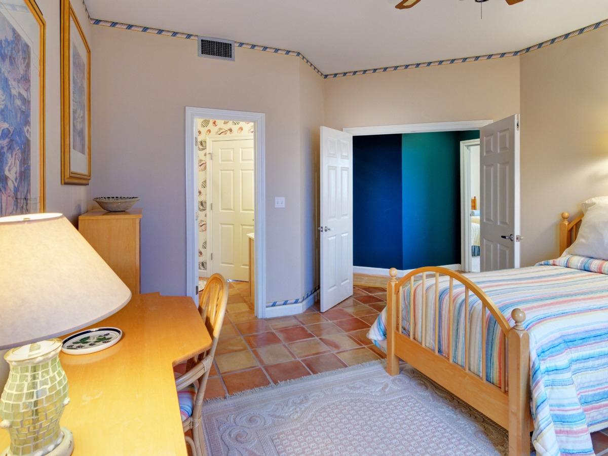 HIDDEN DUNES GRAND VILLAS - Residential