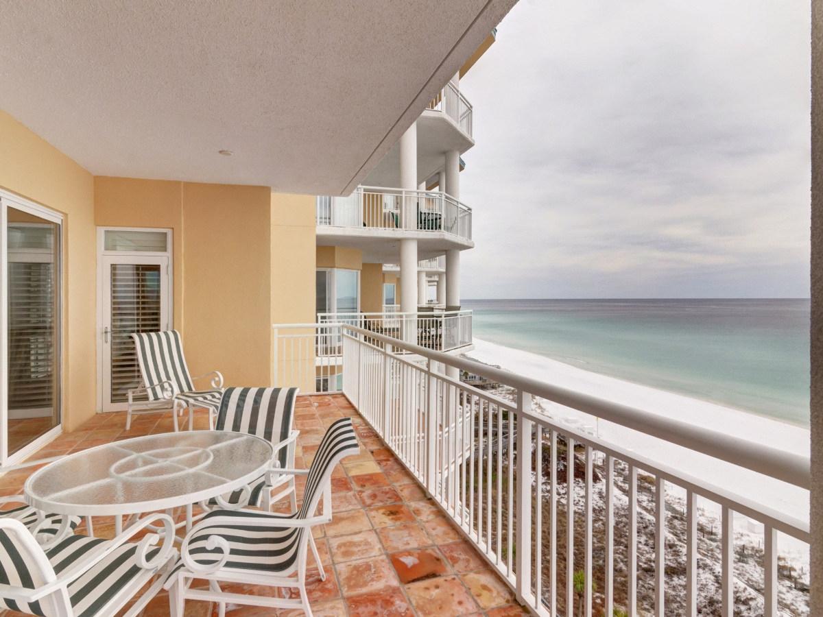 HIDDEN DUNES GRAND VILLAS - Residential