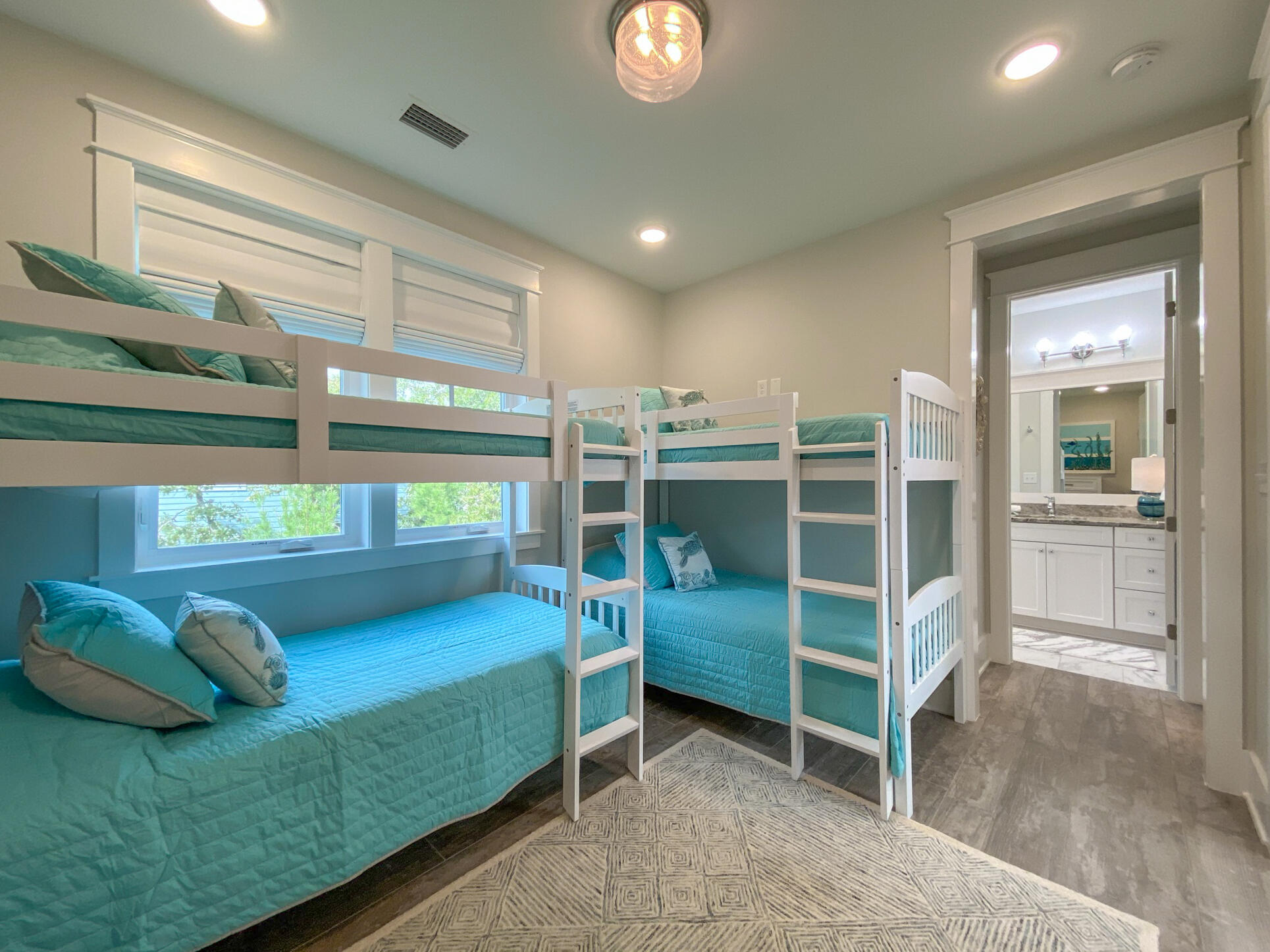 FOREST LAKES PH I - Residential