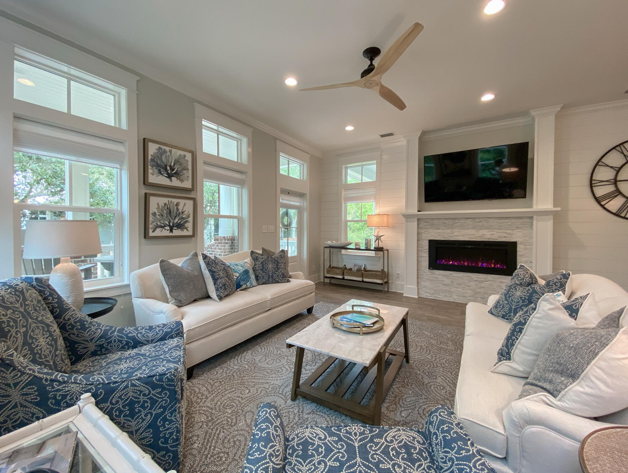 FOREST LAKES PH I - Residential