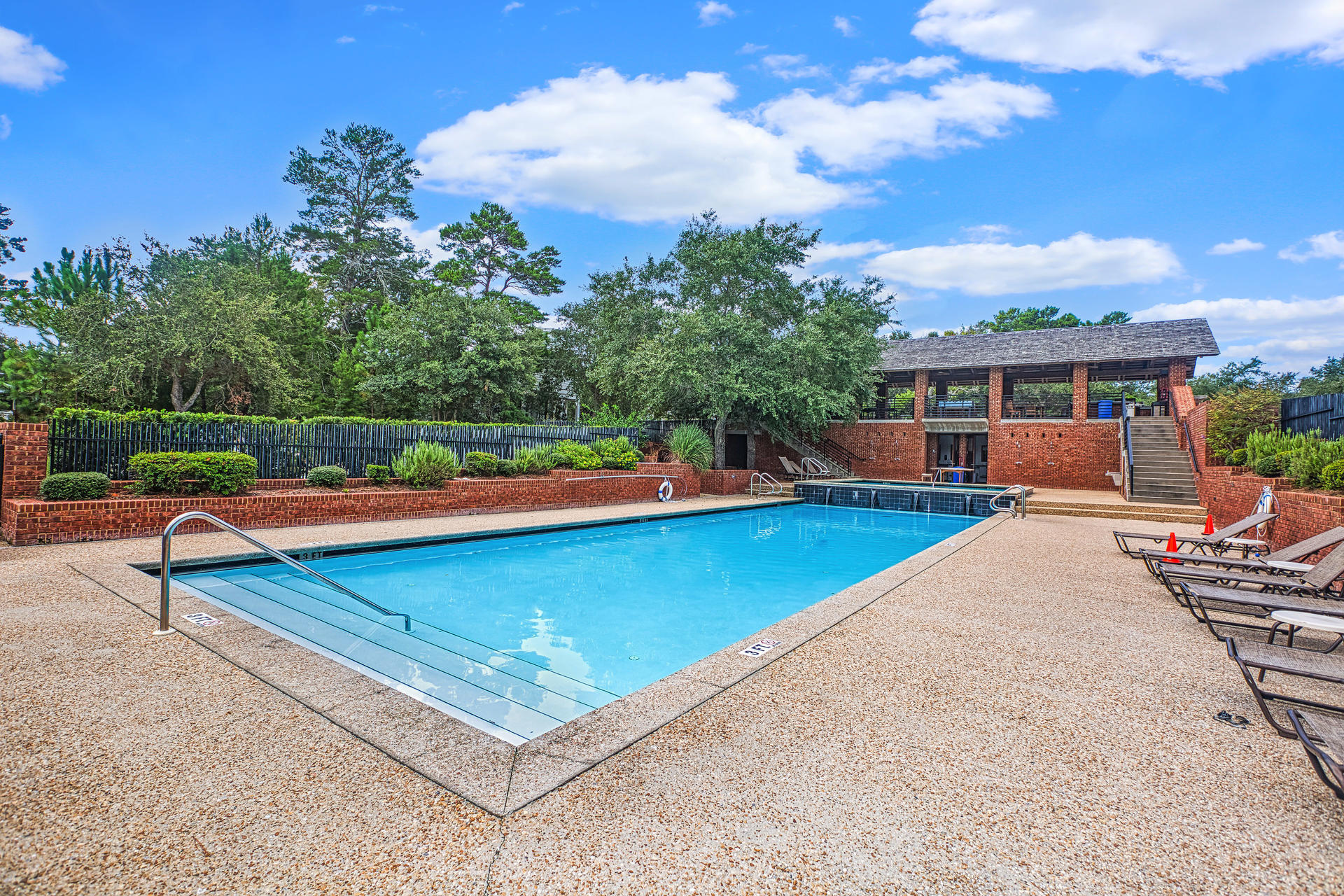 FOREST LAKES PH I - Residential