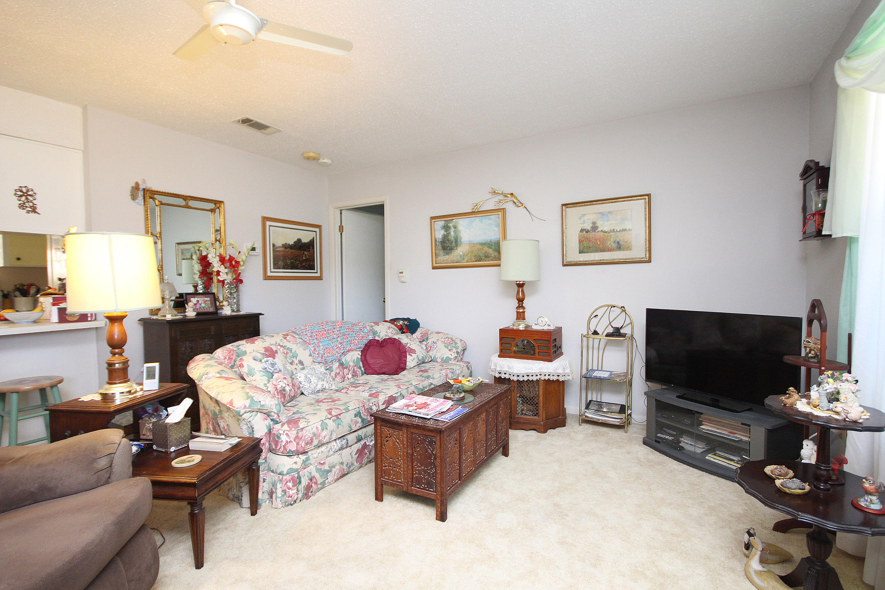 CASA LOMA S/D 1ST ADDN - Residential