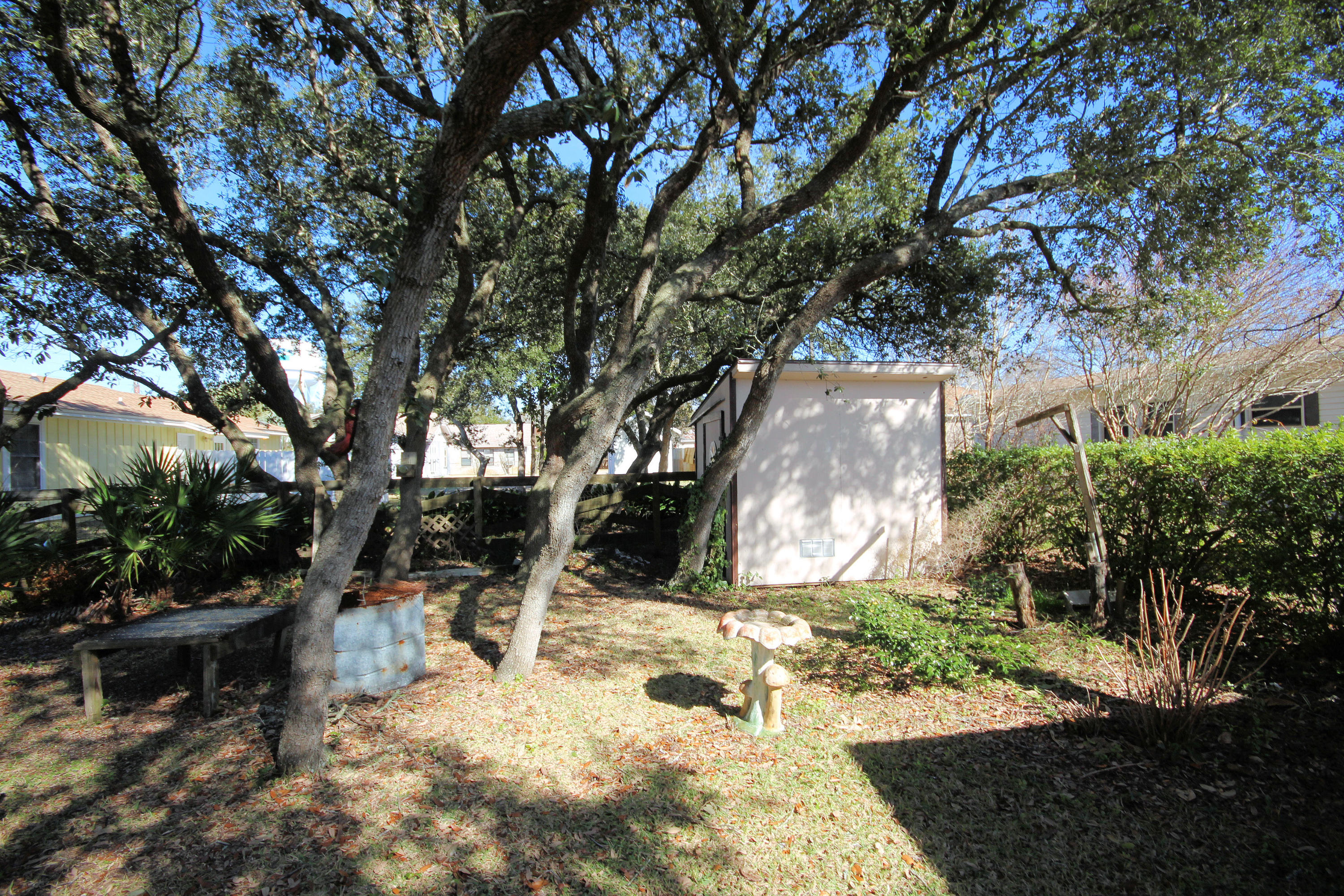 CASA LOMA S/D 1ST ADDN - Residential