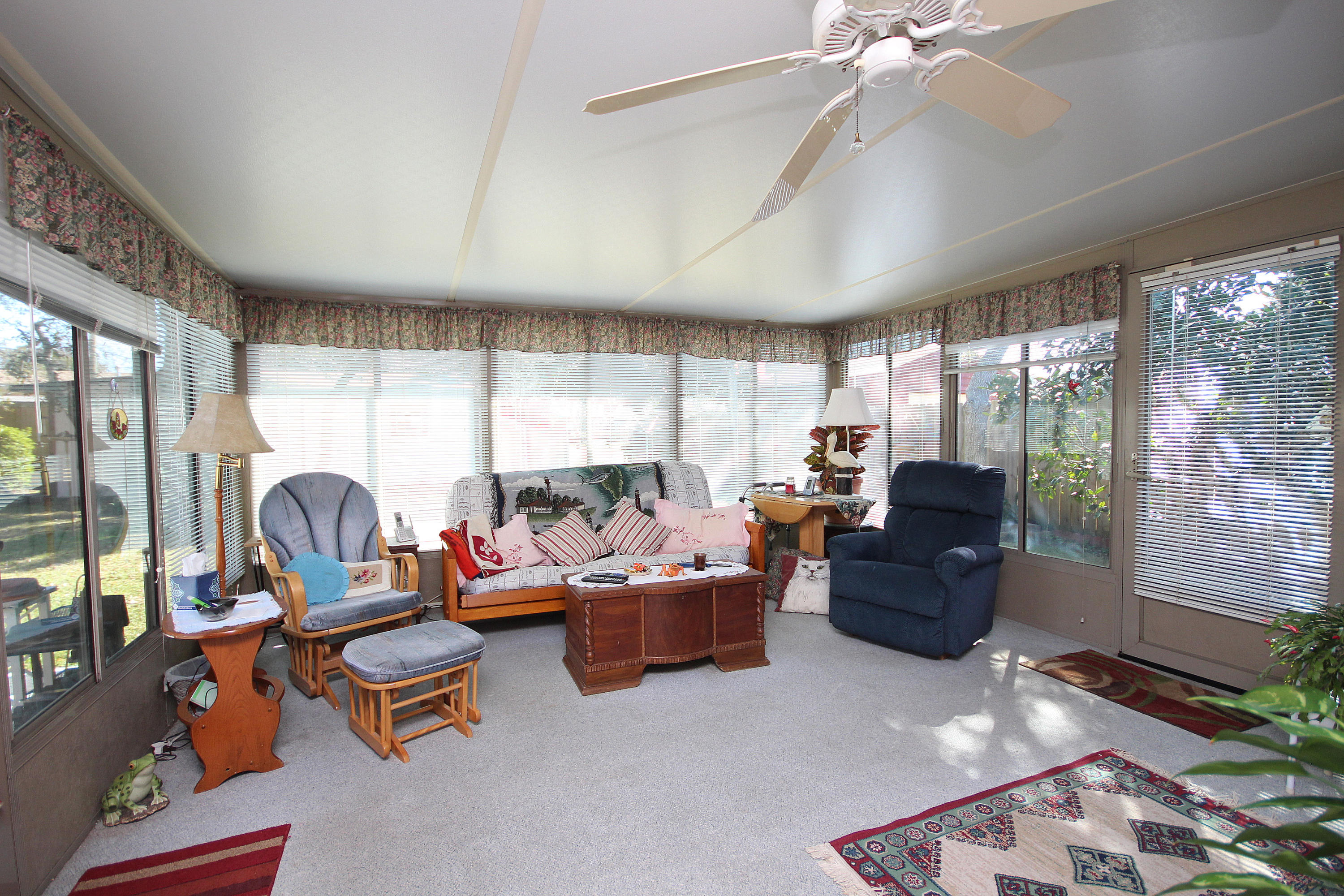 CASA LOMA S/D 1ST ADDN - Residential