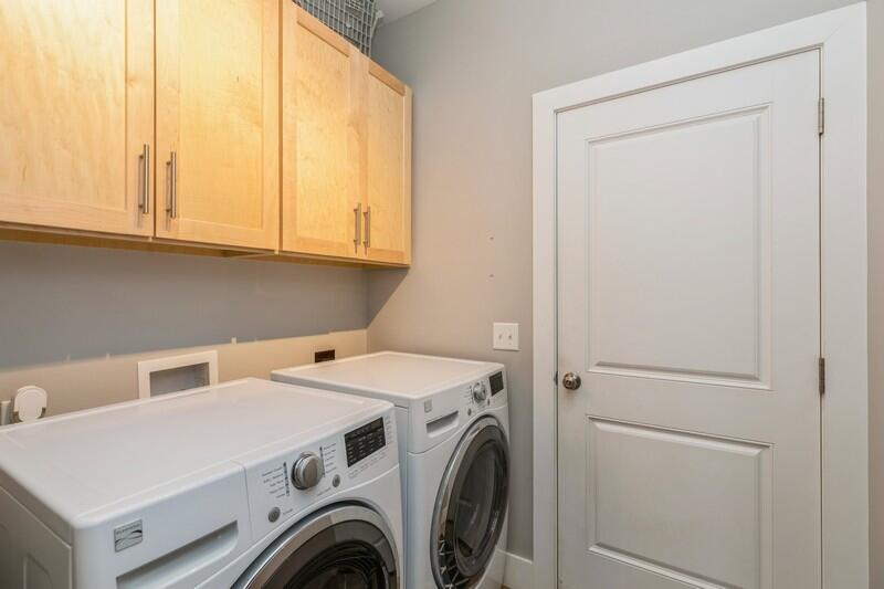 SHOAL CREEK MANOR - Residential