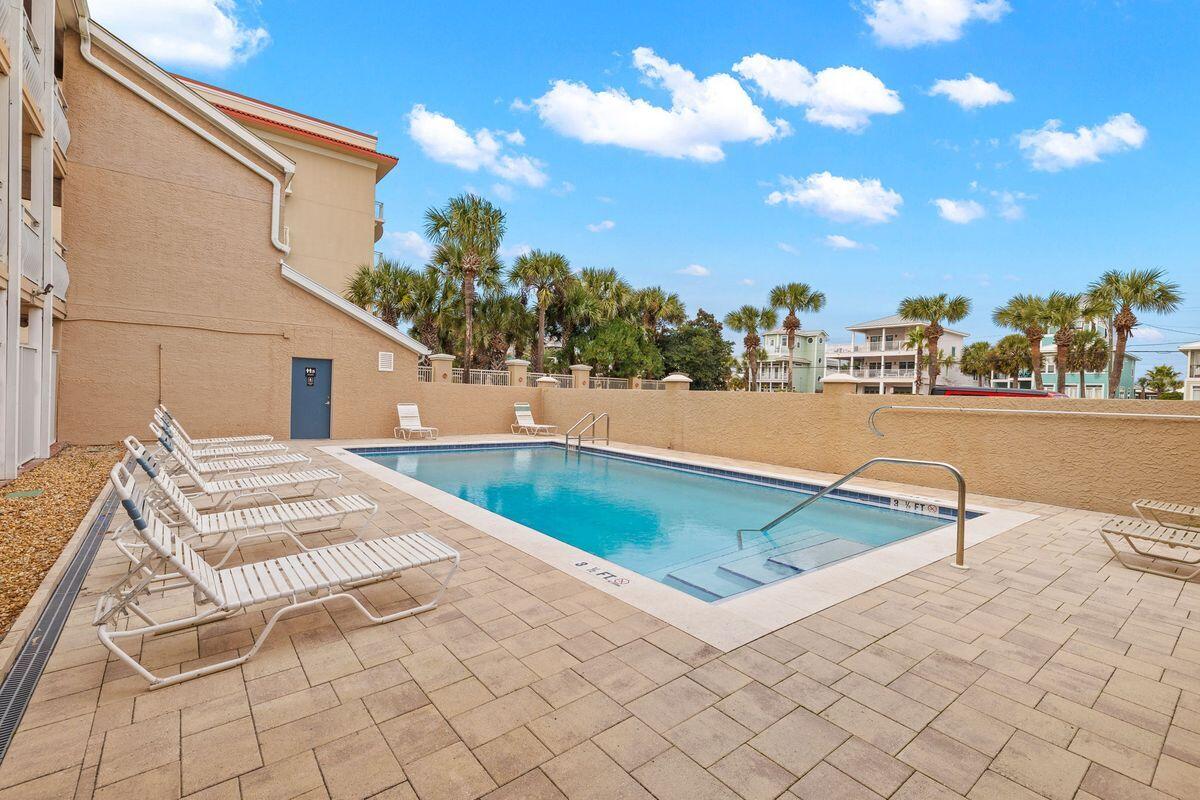 CRYSTAL VILLAS CONDO - Residential
