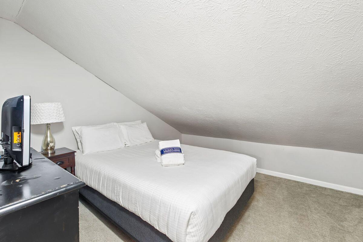 CRYSTAL VILLAS CONDO - Residential