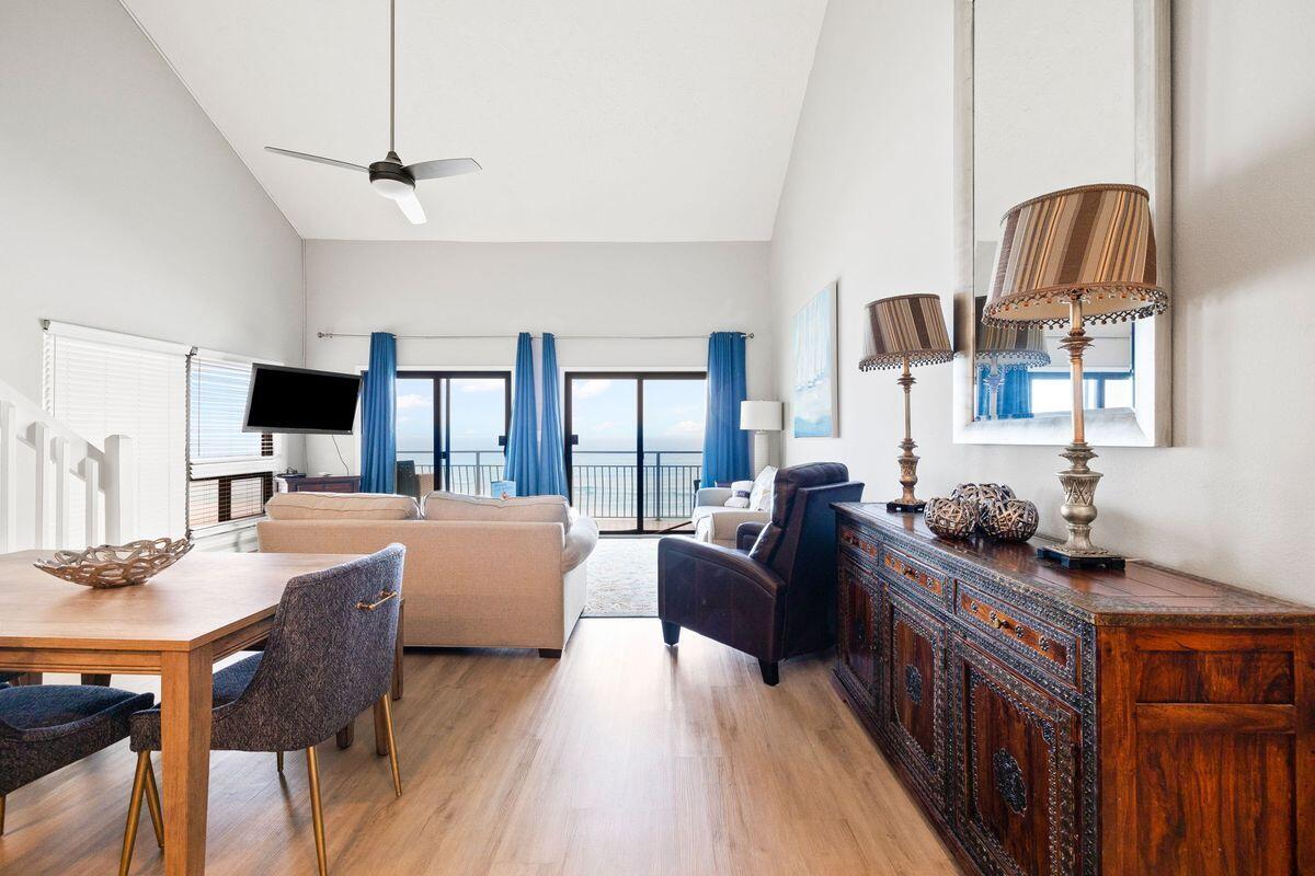CRYSTAL VILLAS CONDO - Residential