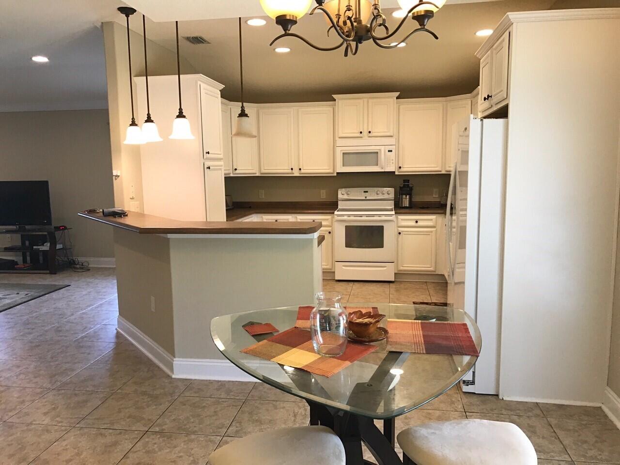 COTTAGES AT EAST RIVER - Residential