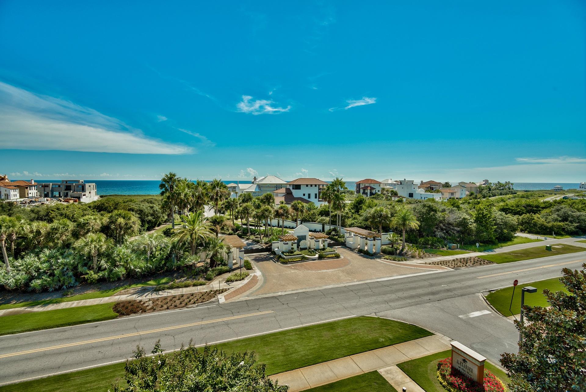 ALEXANDER AT PALM COURT - Residential