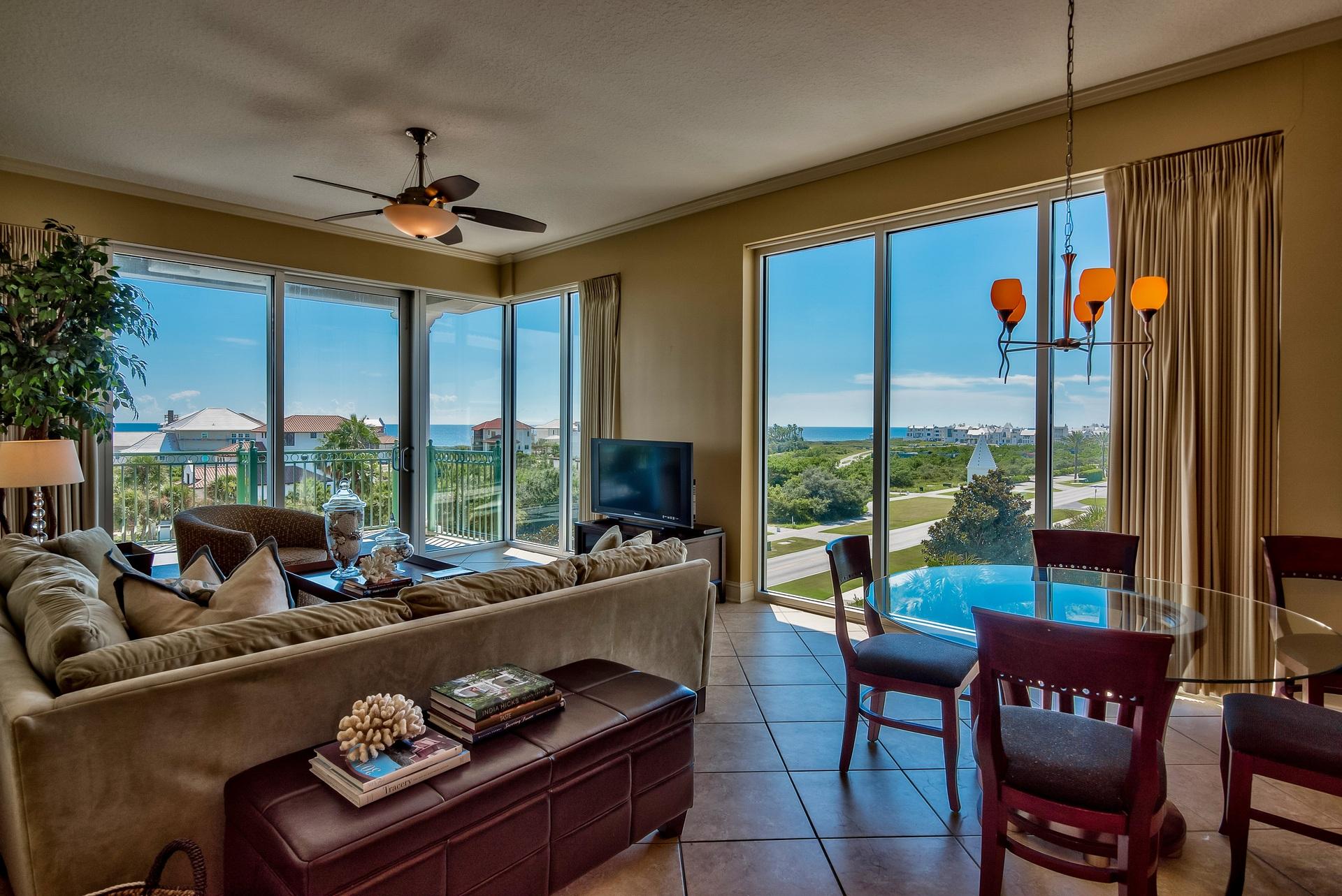 ALEXANDER AT PALM COURT - Residential