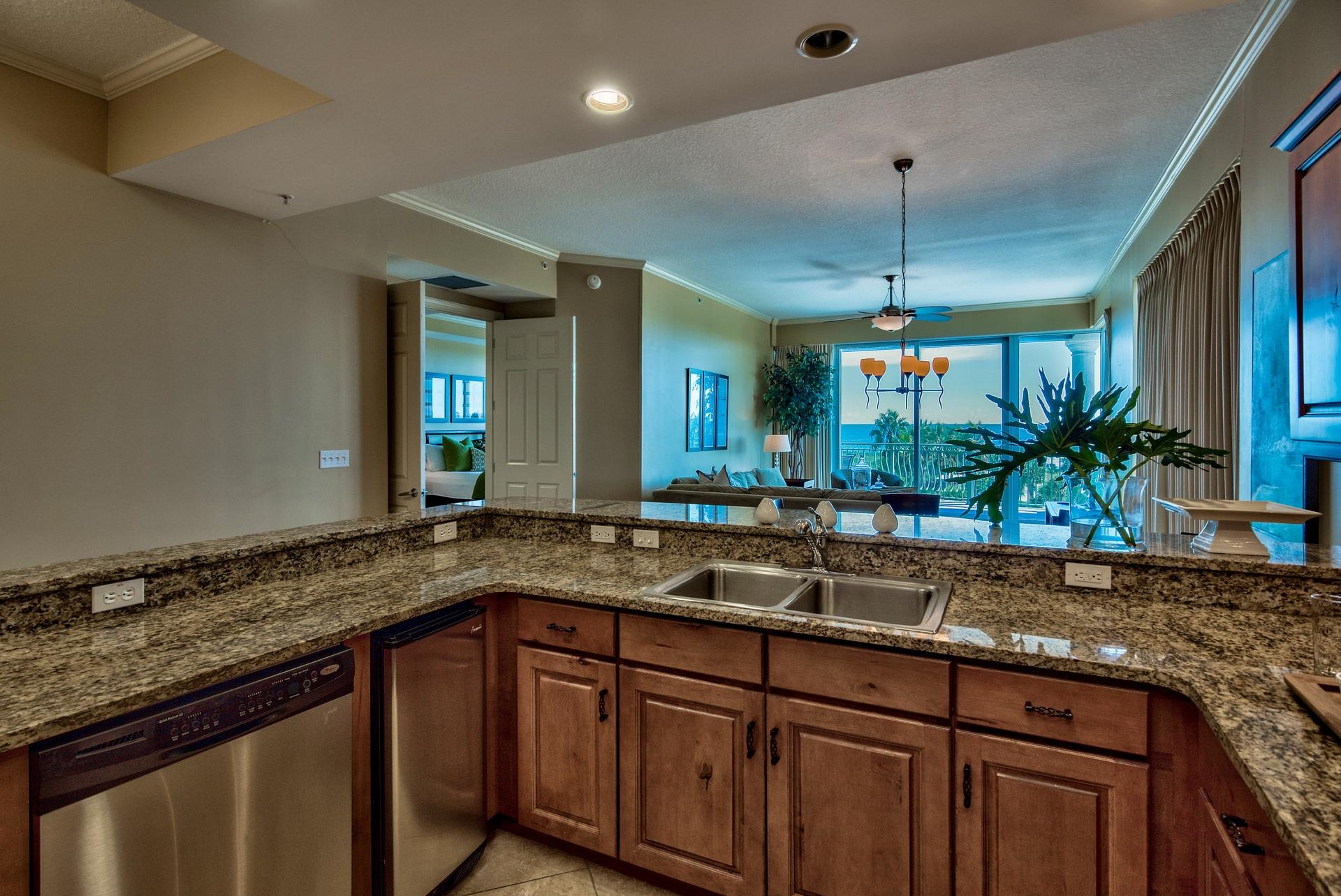 ALEXANDER AT PALM COURT - Residential