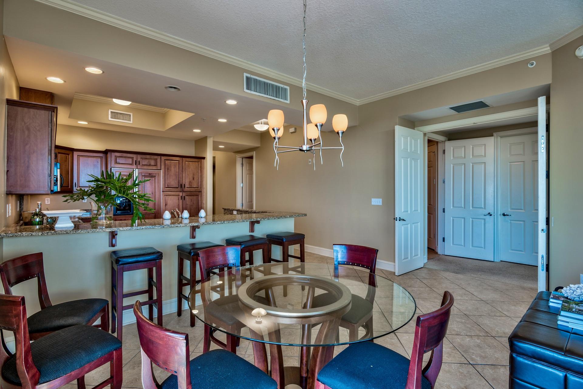 ALEXANDER AT PALM COURT - Residential