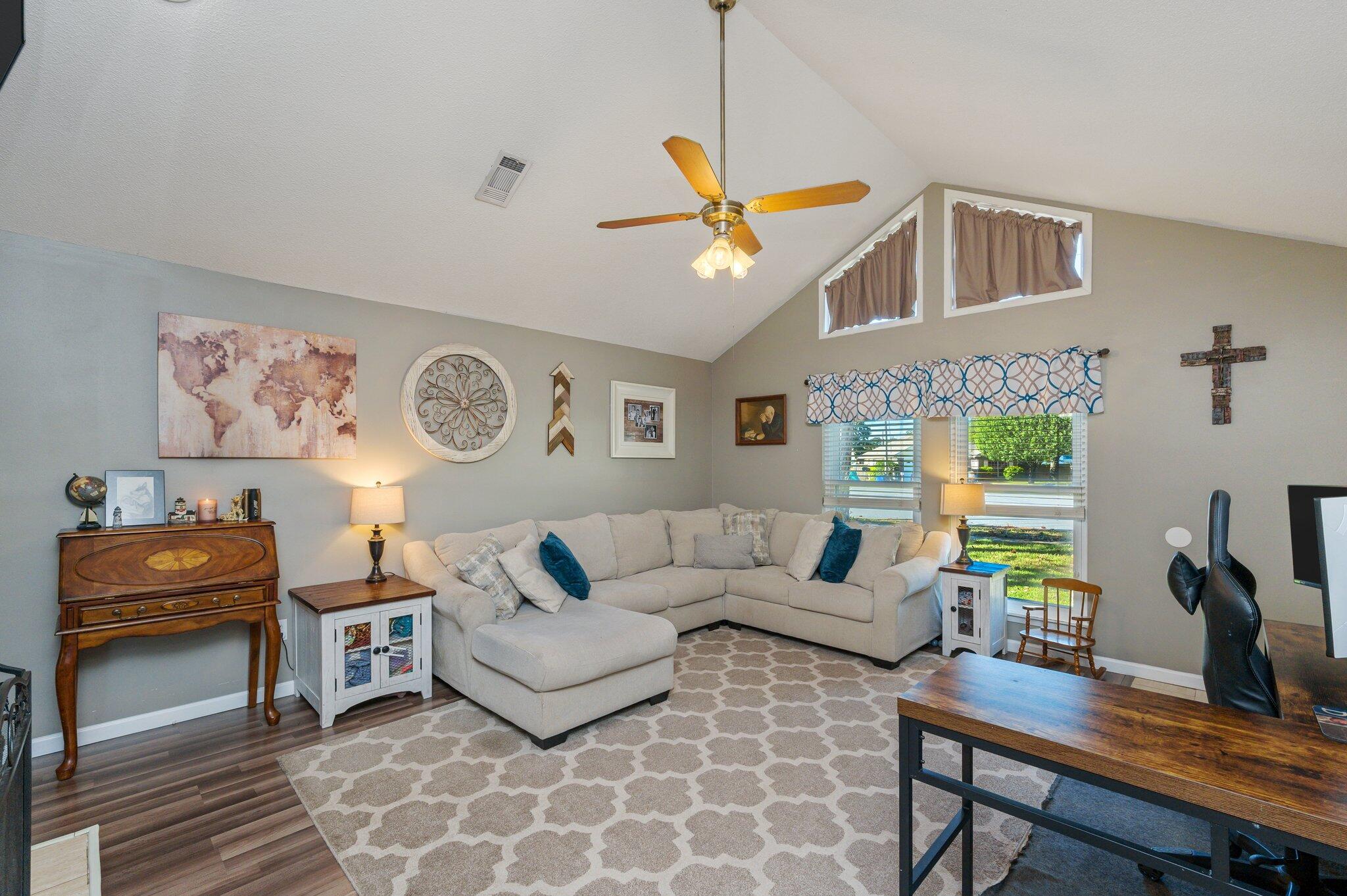 CIMARRON ESTATES - Residential