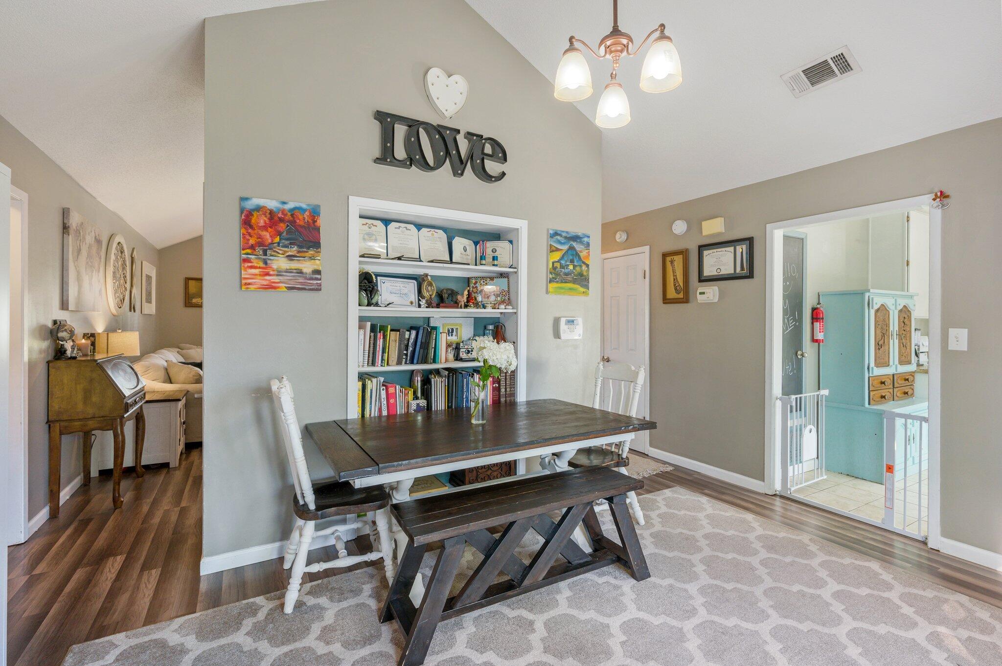 CIMARRON ESTATES - Residential