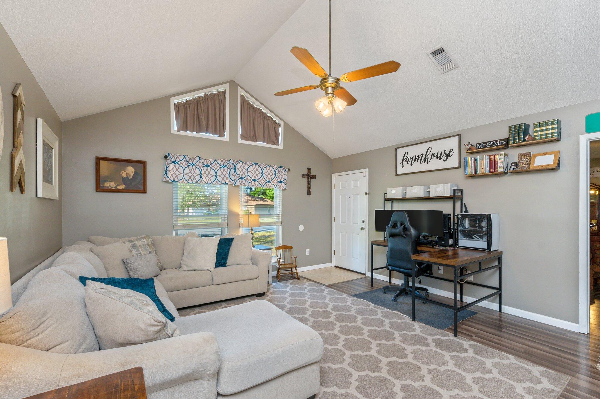 CIMARRON ESTATES - Residential