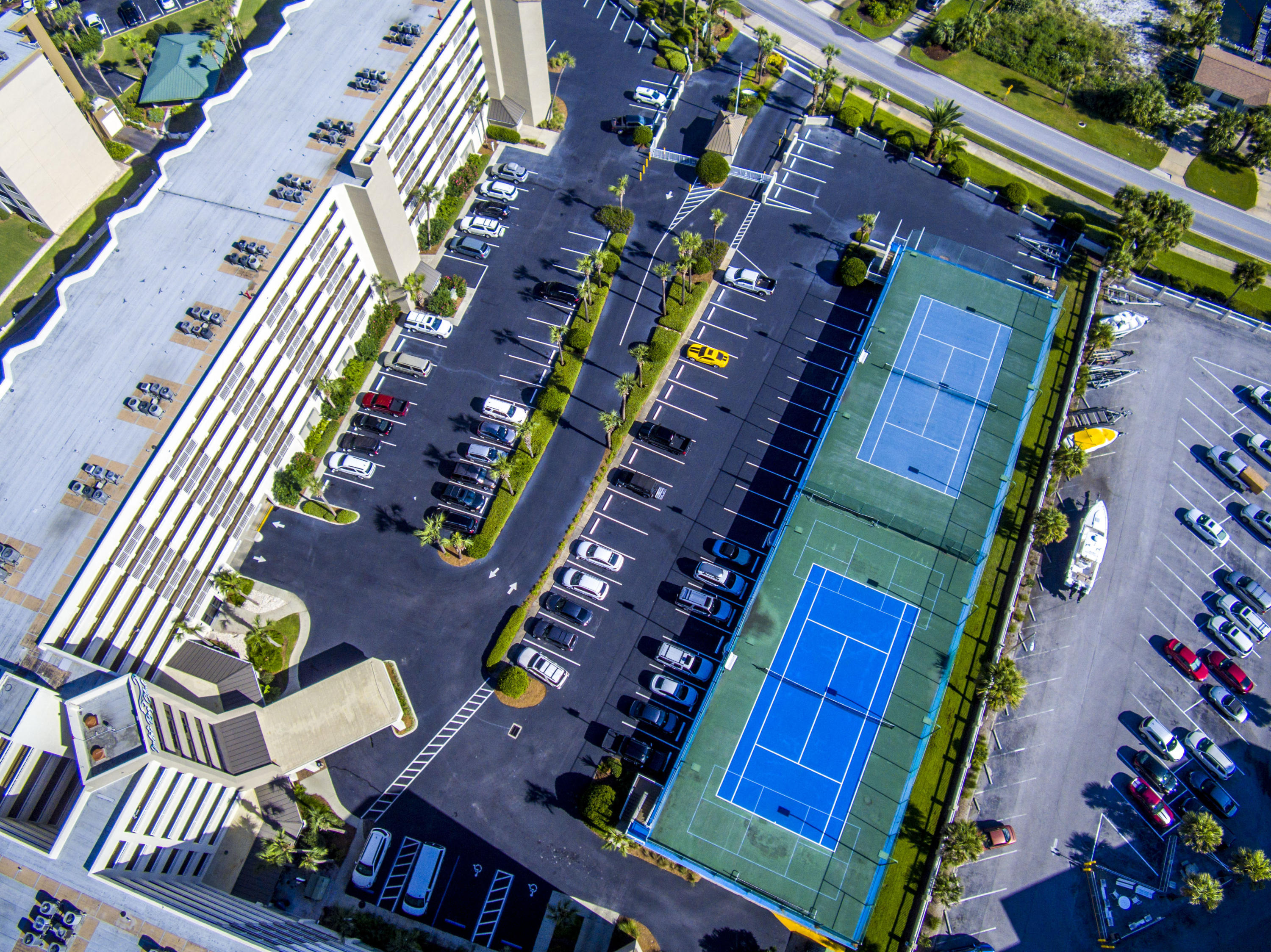 INLET REEF CLUB CONDO - Residential