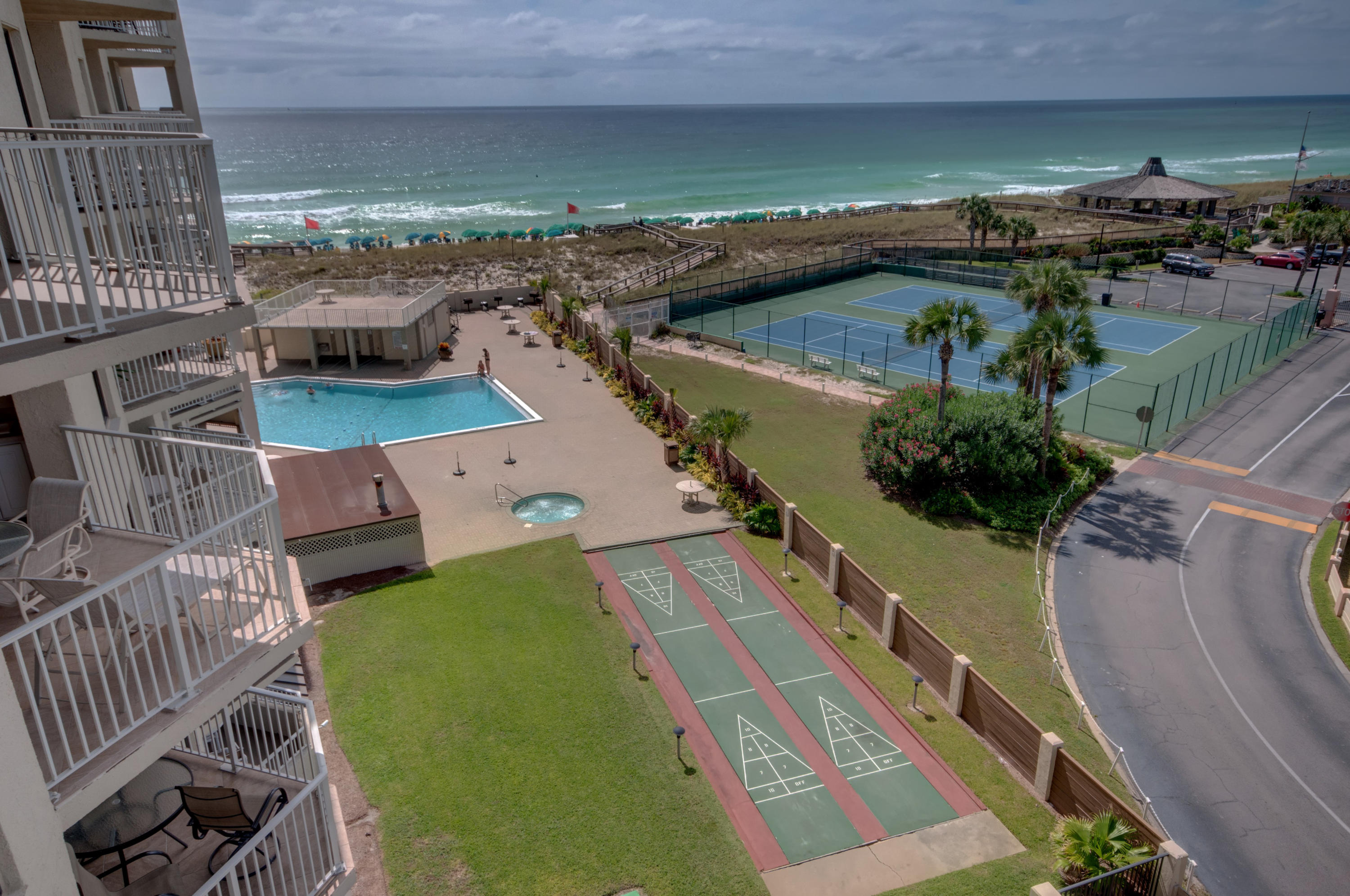 INLET REEF CLUB CONDO - Residential