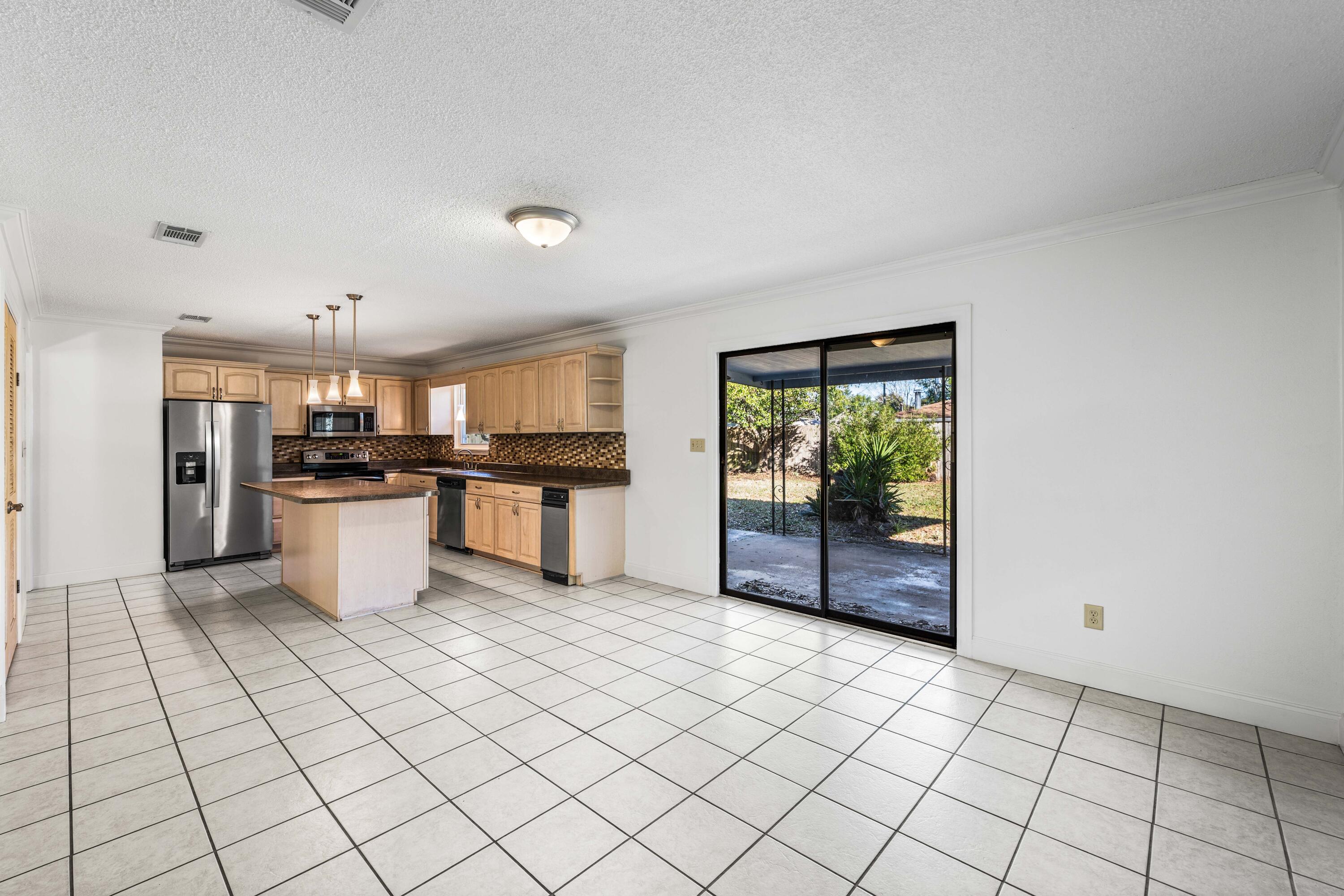 EASTWOOD - Residential