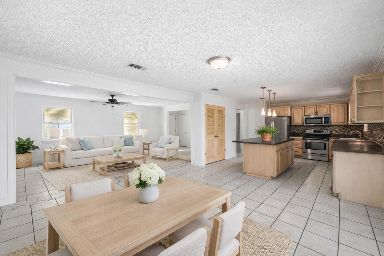 EASTWOOD - Residential