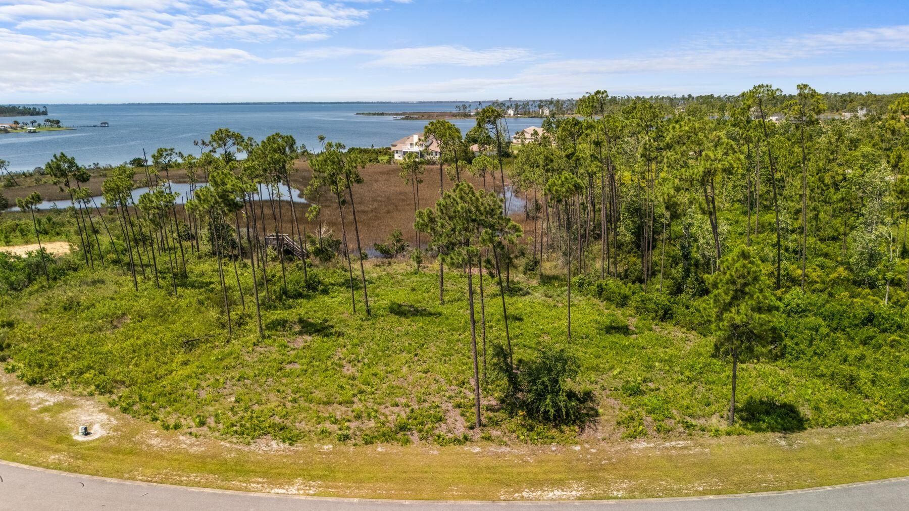 Laird Bayou - Land