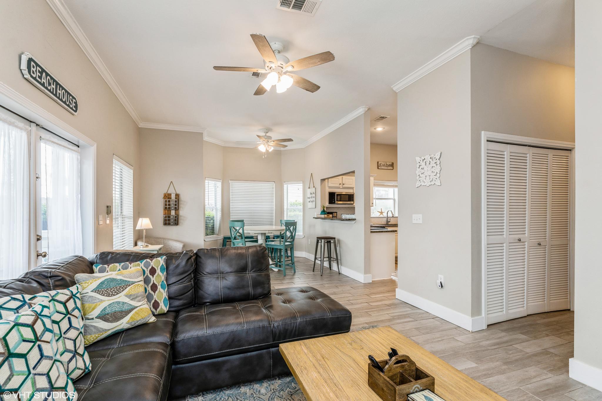 CRYSTAL BEACH - Residential