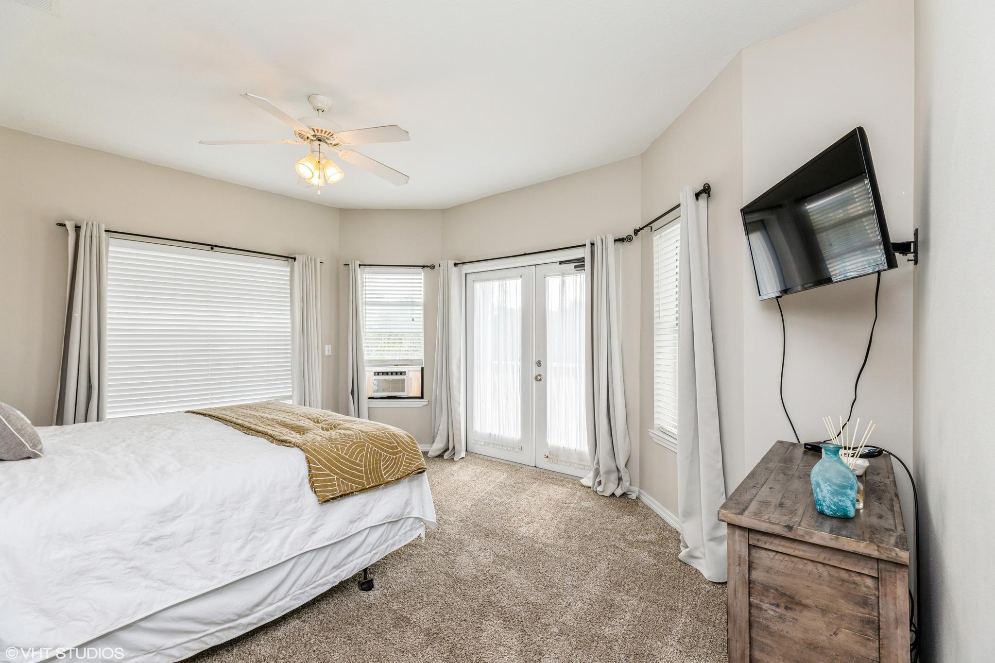 CRYSTAL BEACH - Residential