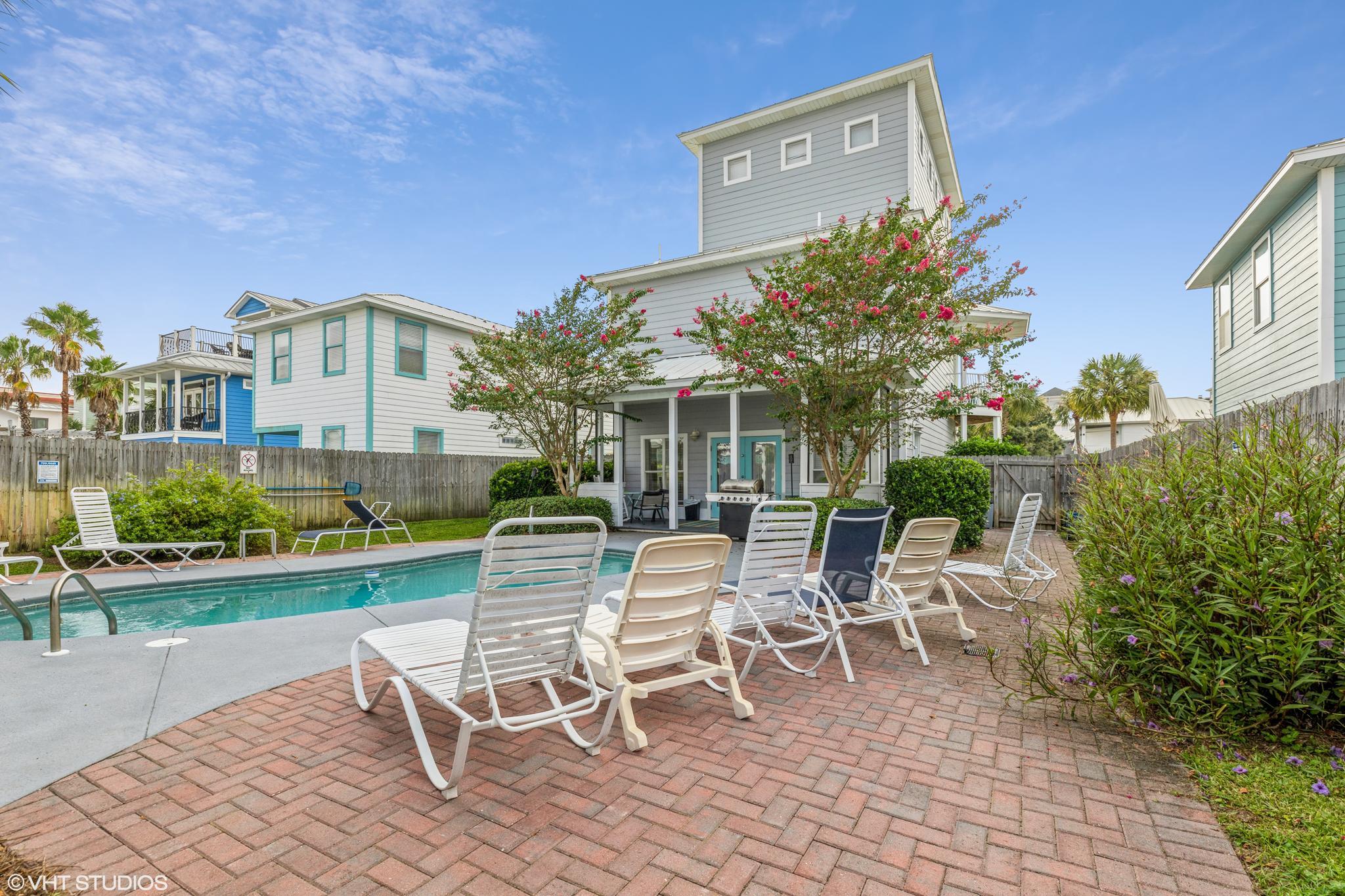 CRYSTAL BEACH - Residential
