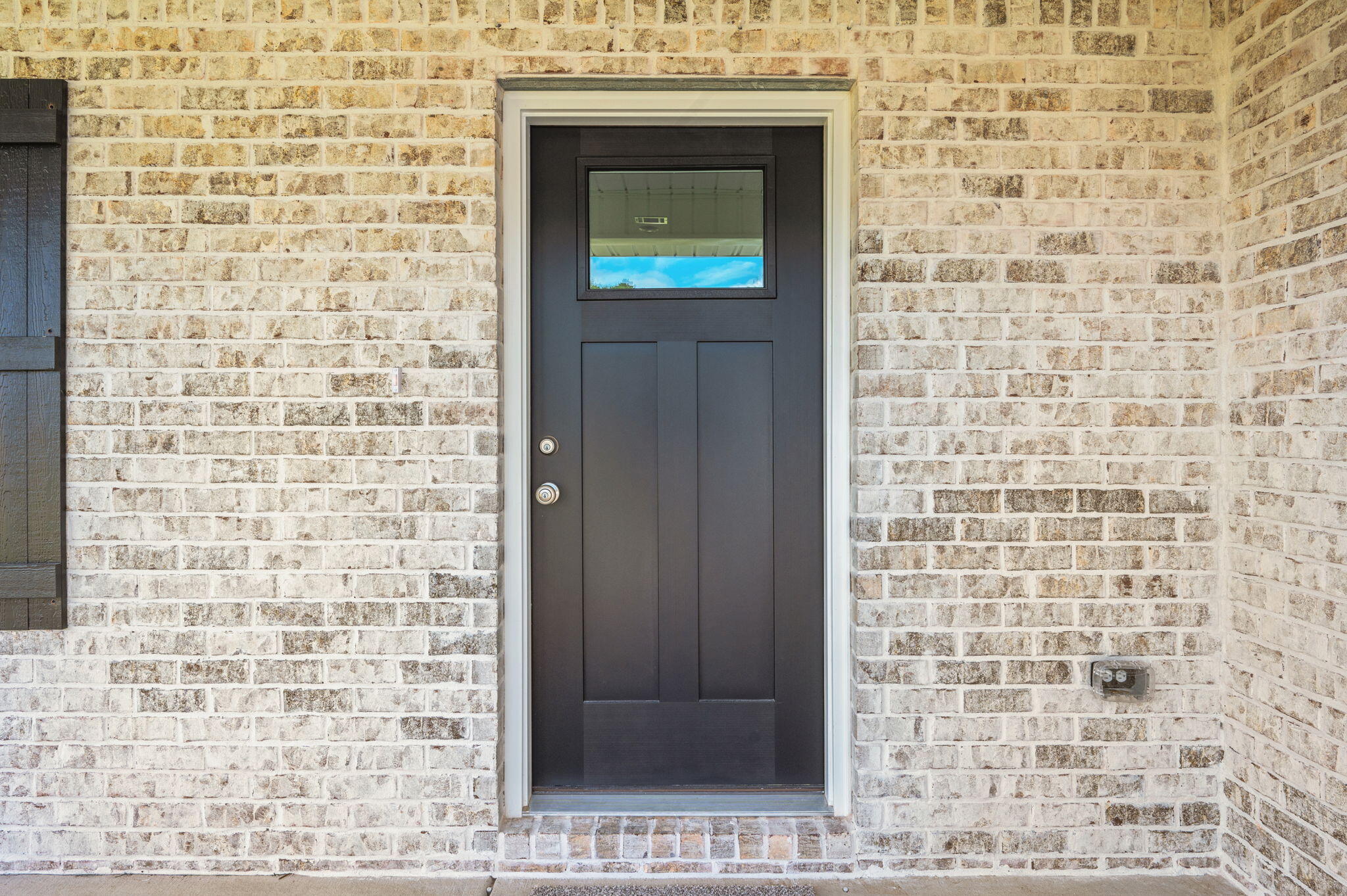 SOUTHERN DAY CHATEAU - Residential