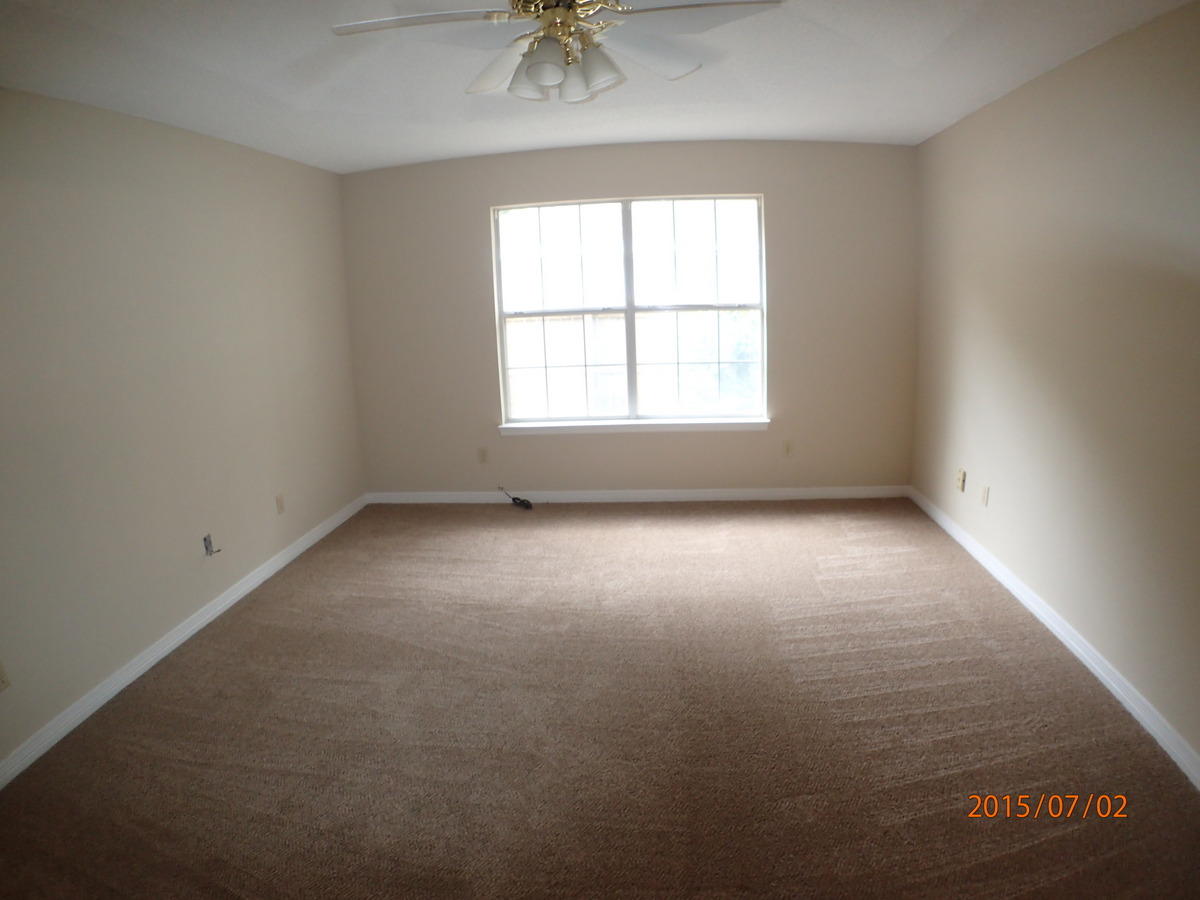 ASHLAND MANOR - Residential